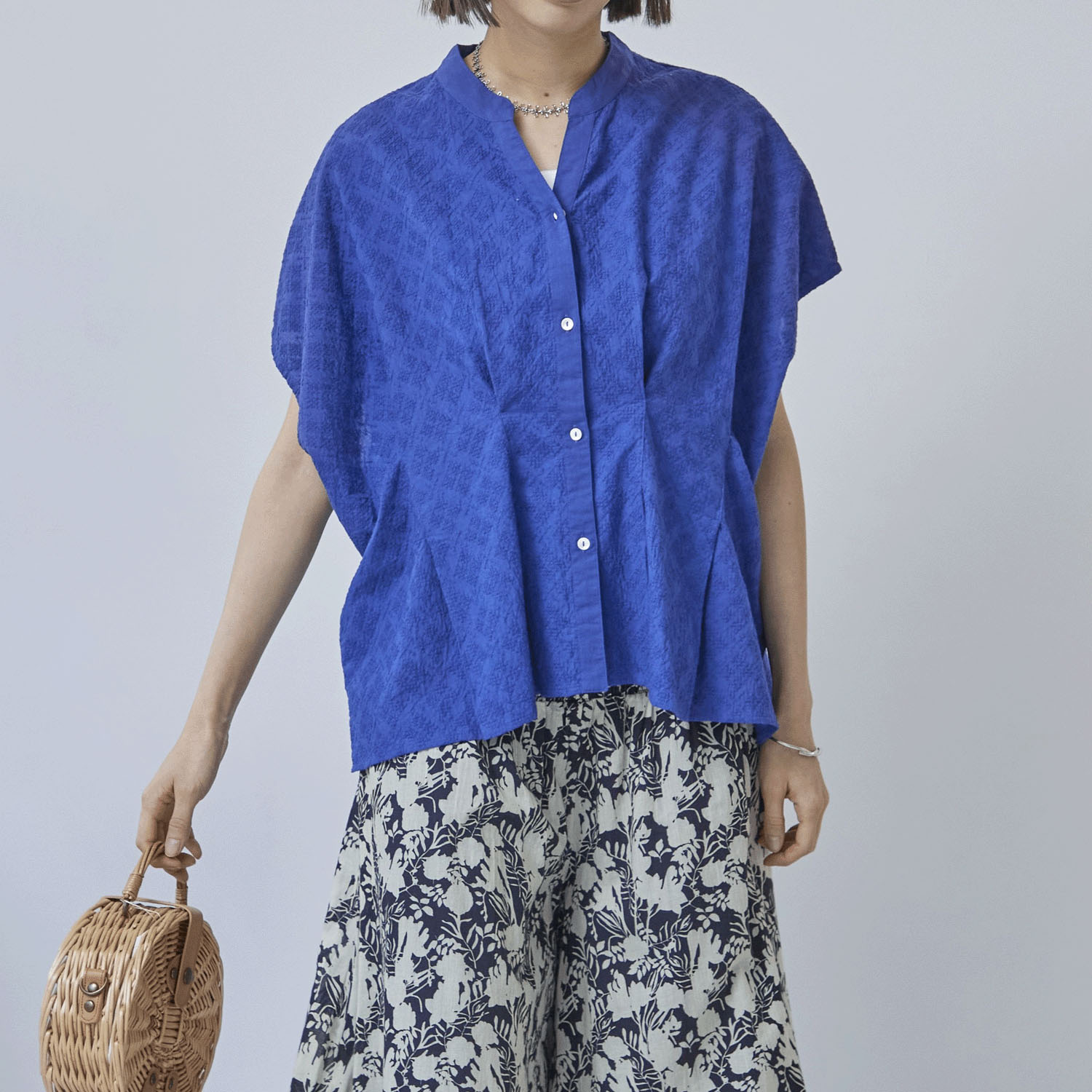 【Insta Live】Fanaka ジオメトリック刺繍ウエストタックフレンチスリーブブラウス - 画像1