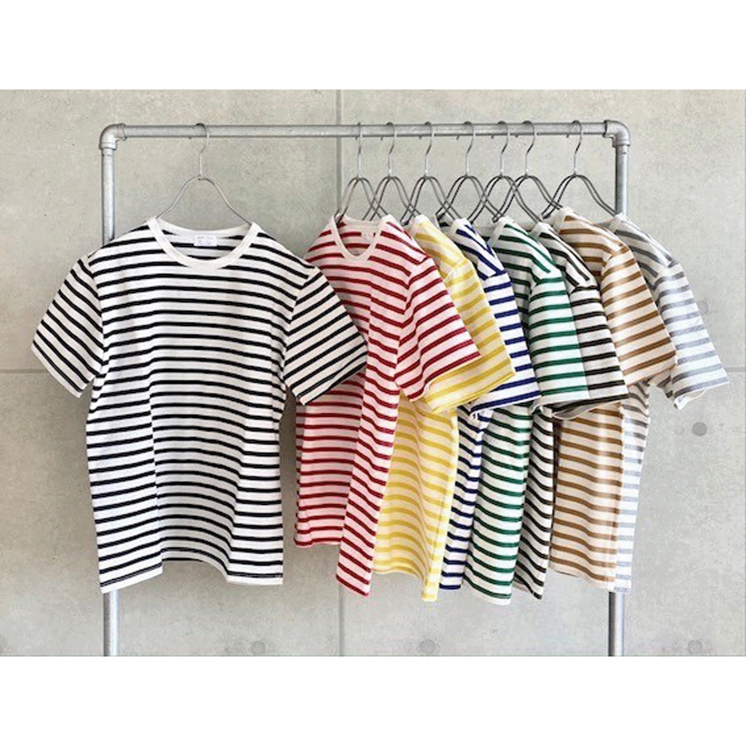 AUG 半袖ボーダークルーネックTシャツ - 画像2