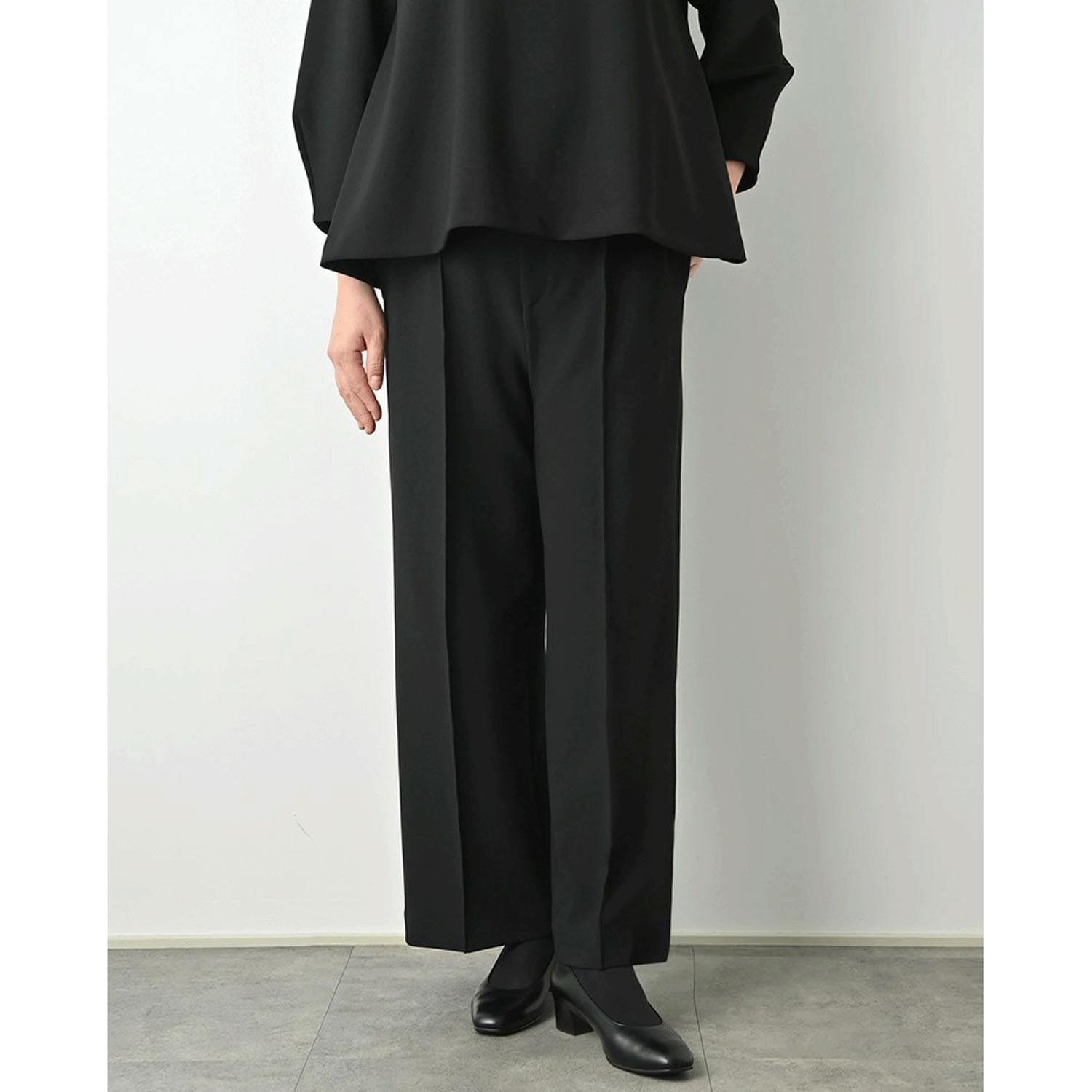 【Insta Live】Brown＆Street  センタータックストレートパンツ - 画像2