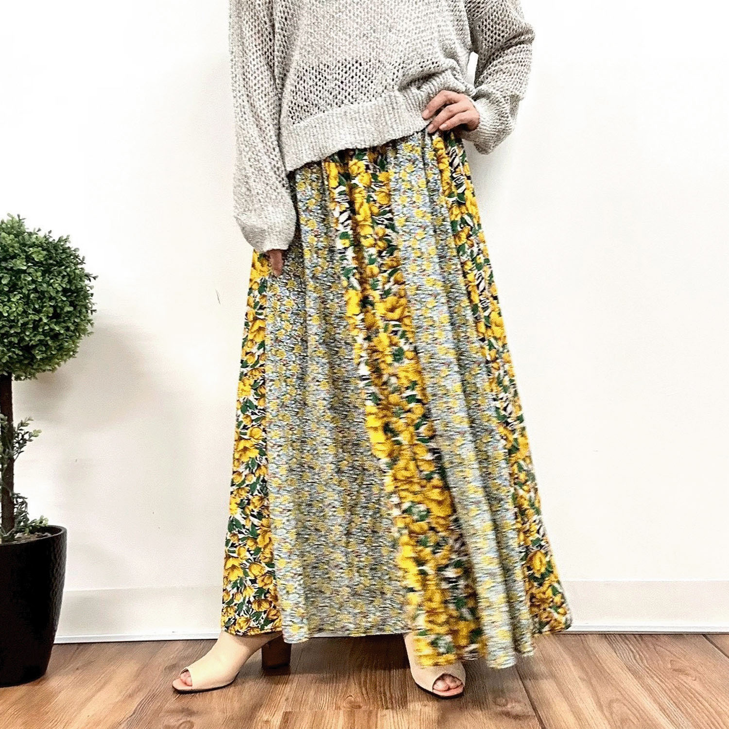 MONiLE 大花＆小花コンビロングスカート - 画像1