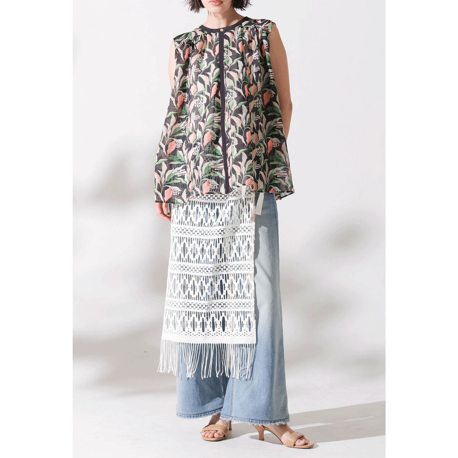 trois フラワーギャザープリントブラウス - 画像5