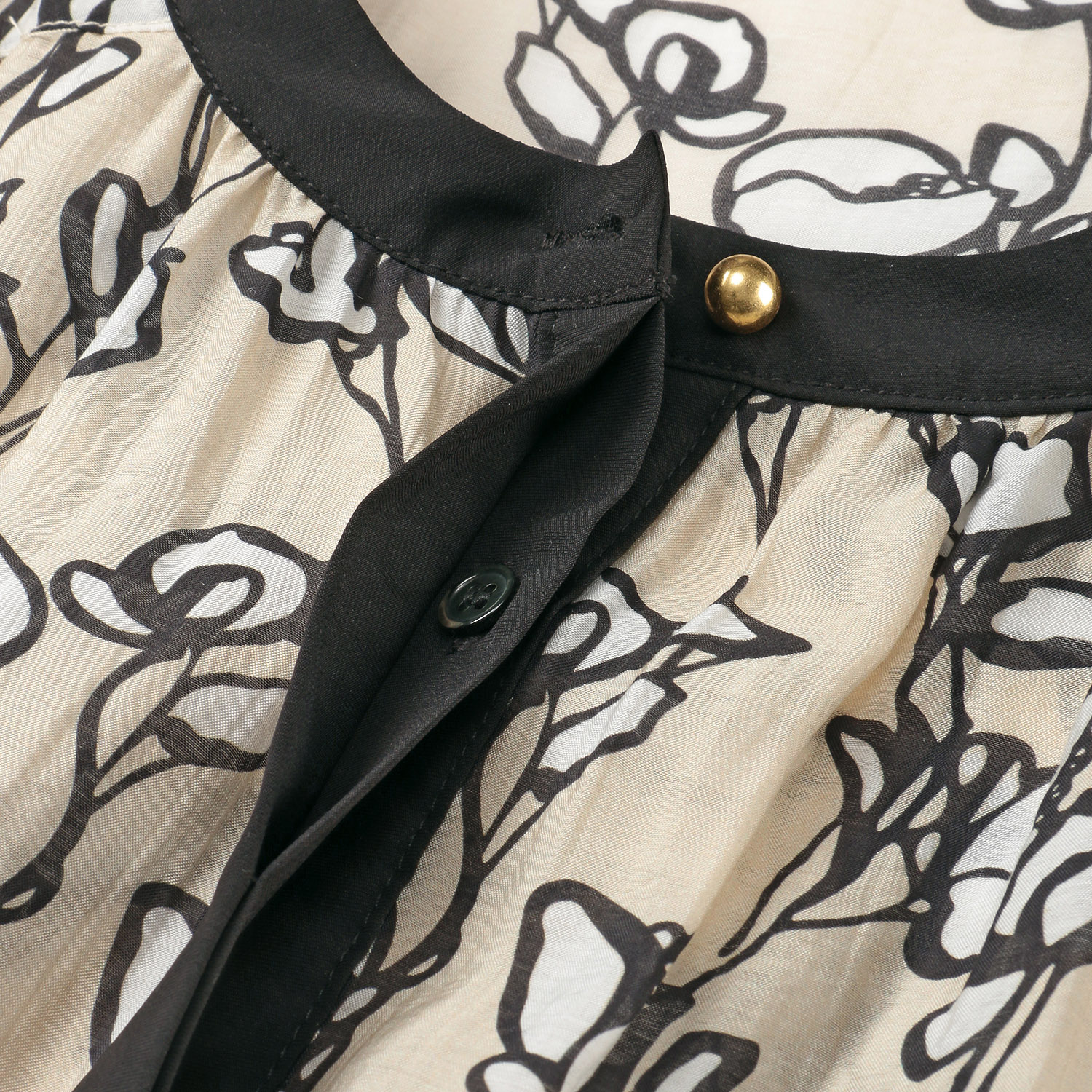 trois フラワーギャザープリントブラウス - 画像10