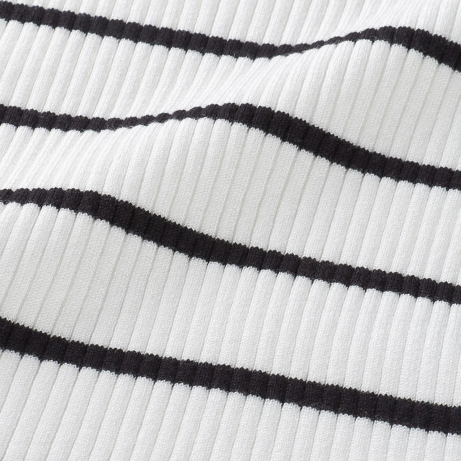 trois テレコ無地＆ボーダー7分袖ハイネックテレコニット - 画像12