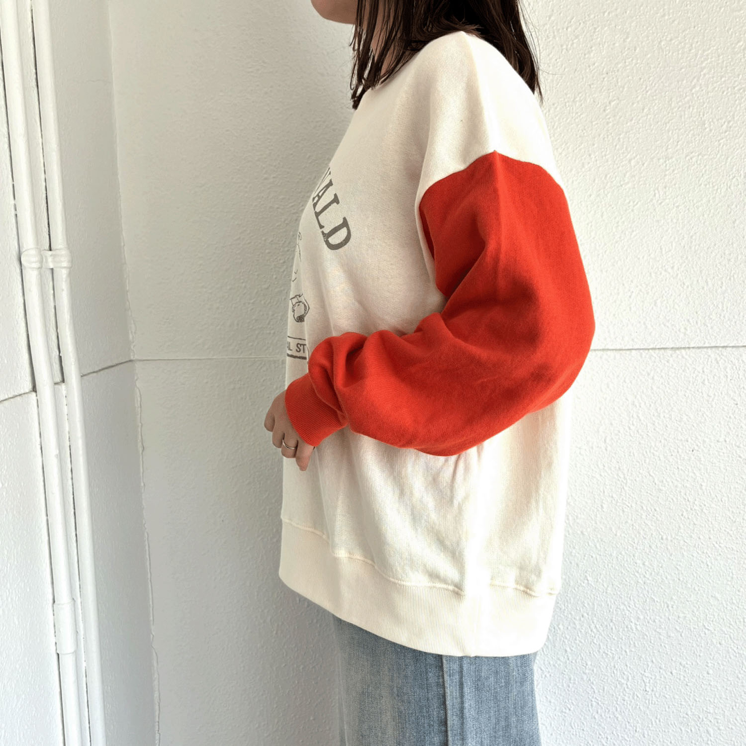 【新ブランド】CUBE SUGAR ガーゼ裏毛ロゴプリントプルオーバー - 画像3