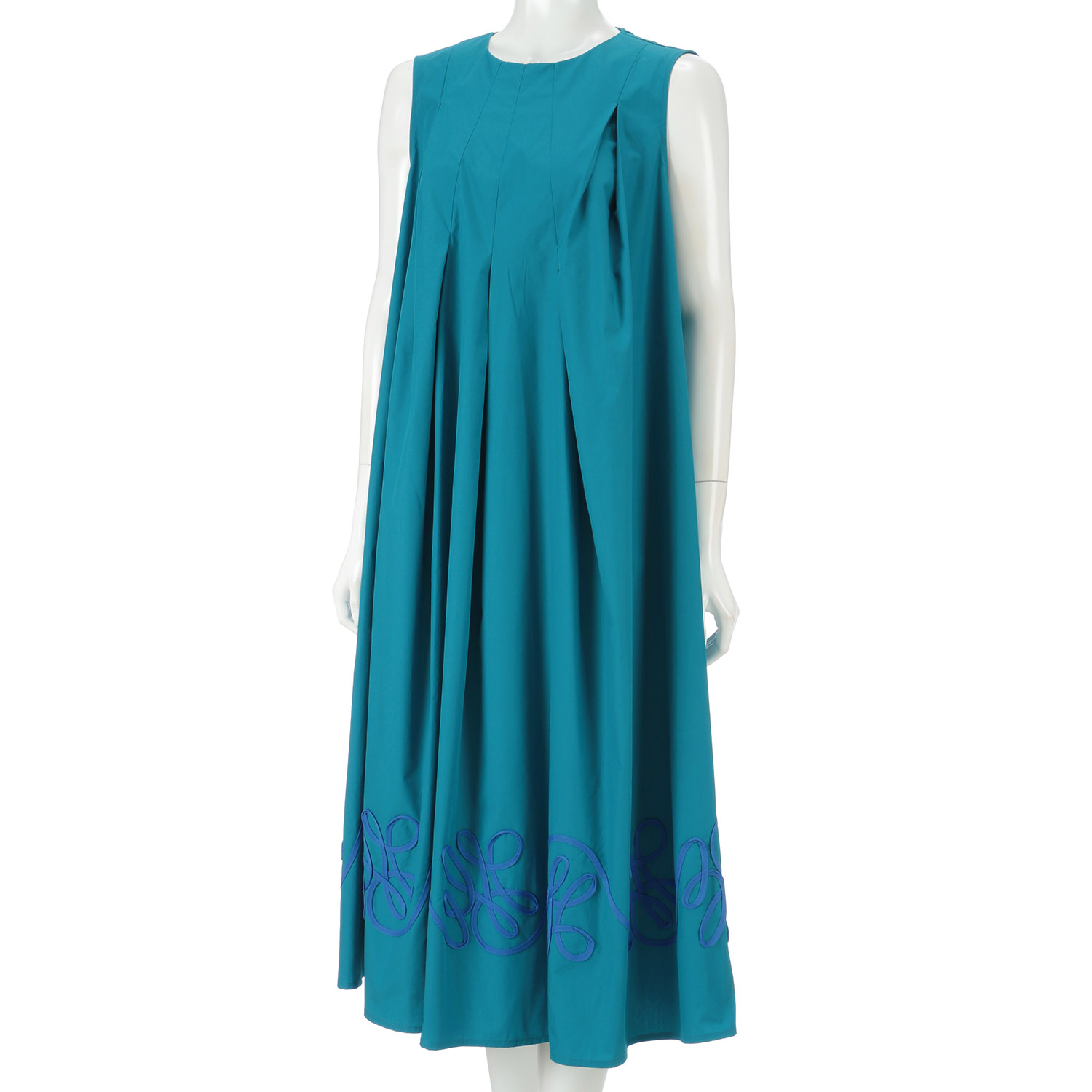 裾コード刺繍タックワンピース