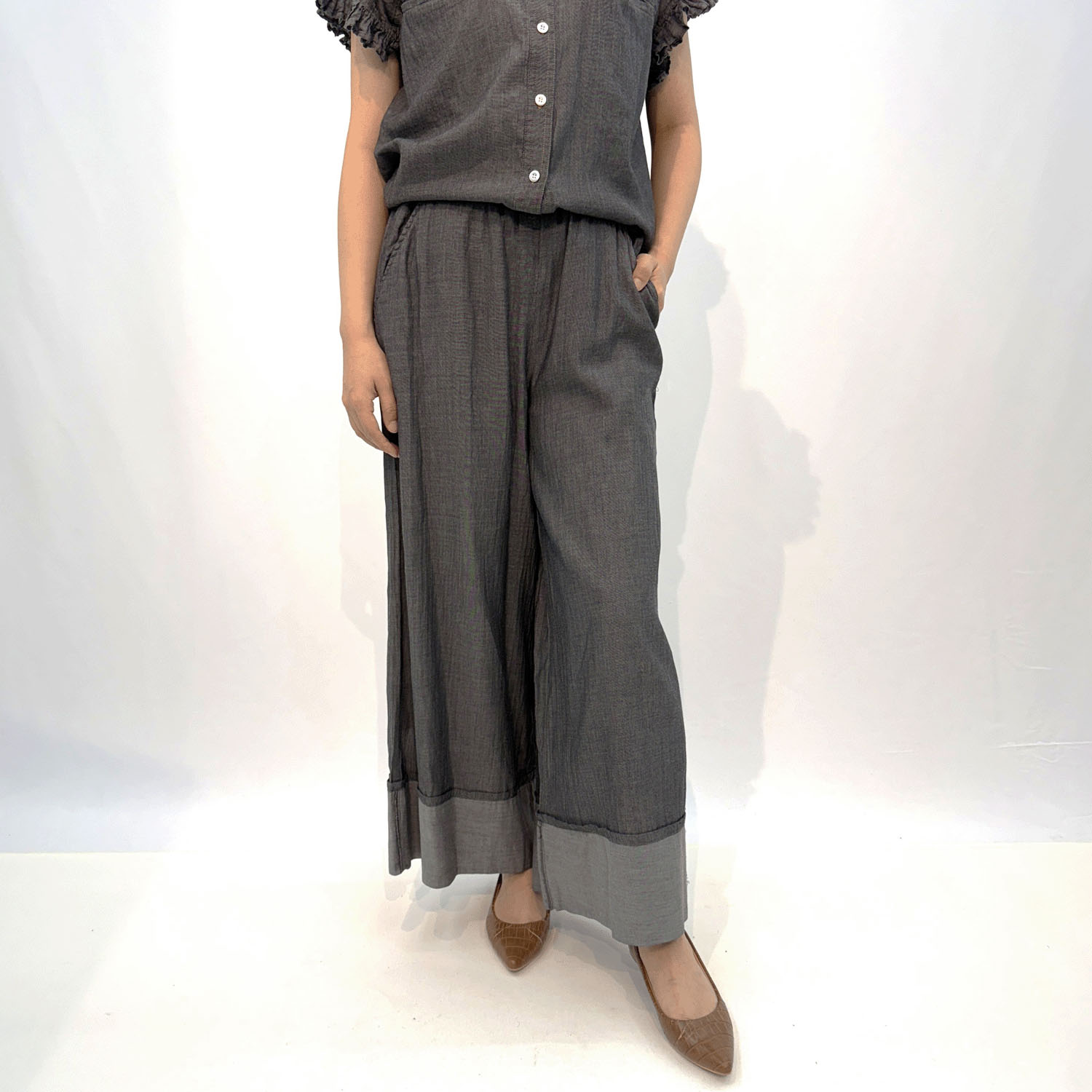 折り返しワイドパンツ