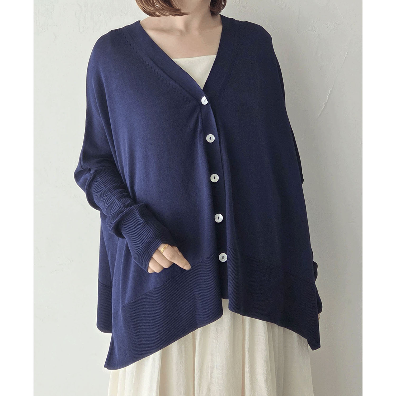 epidemique Vネックワイドカーディガン - 画像12