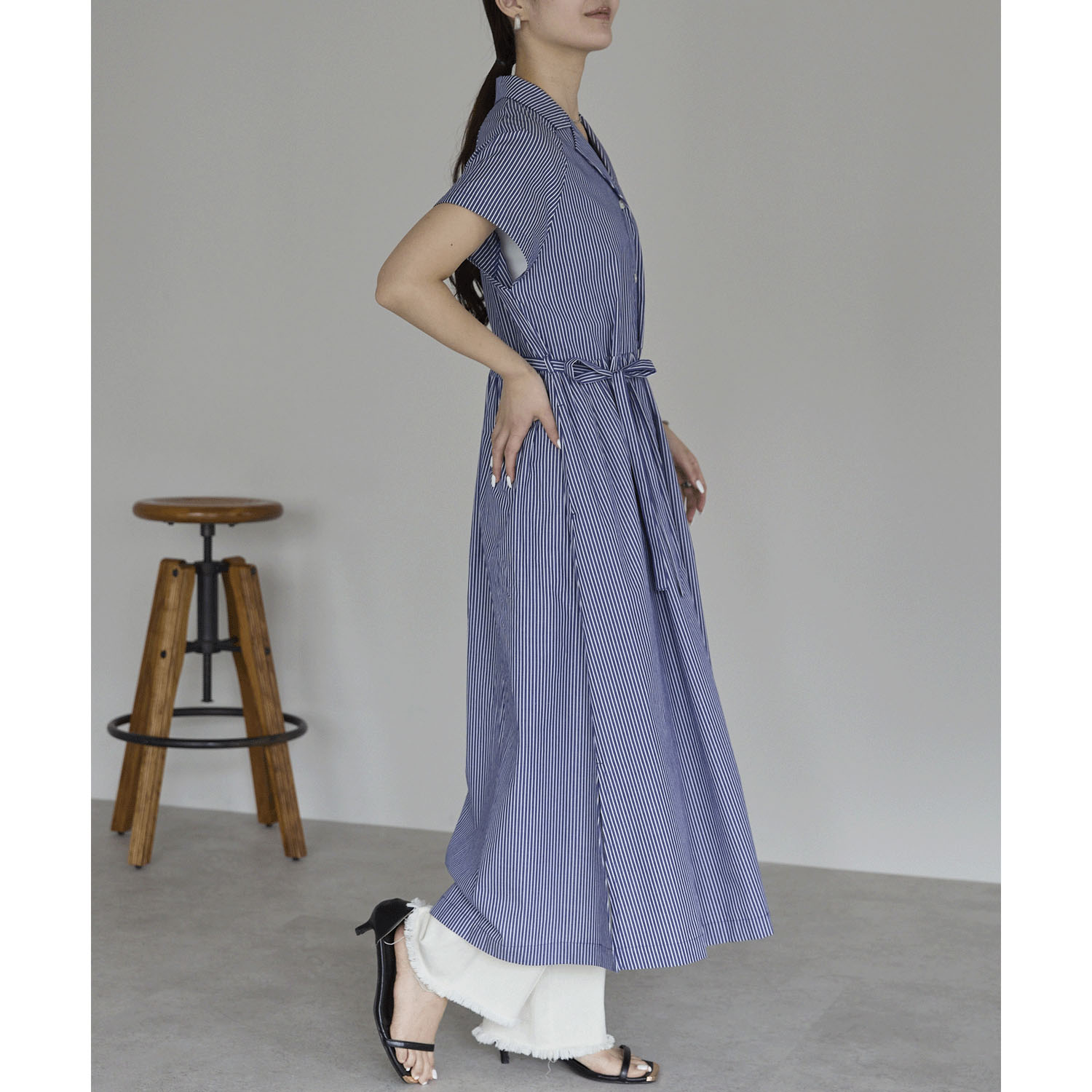 【お取り寄せ】PREFERIR（プレフェリール） ストライプラグラン切替 オープンカラーワンピース - 画像11