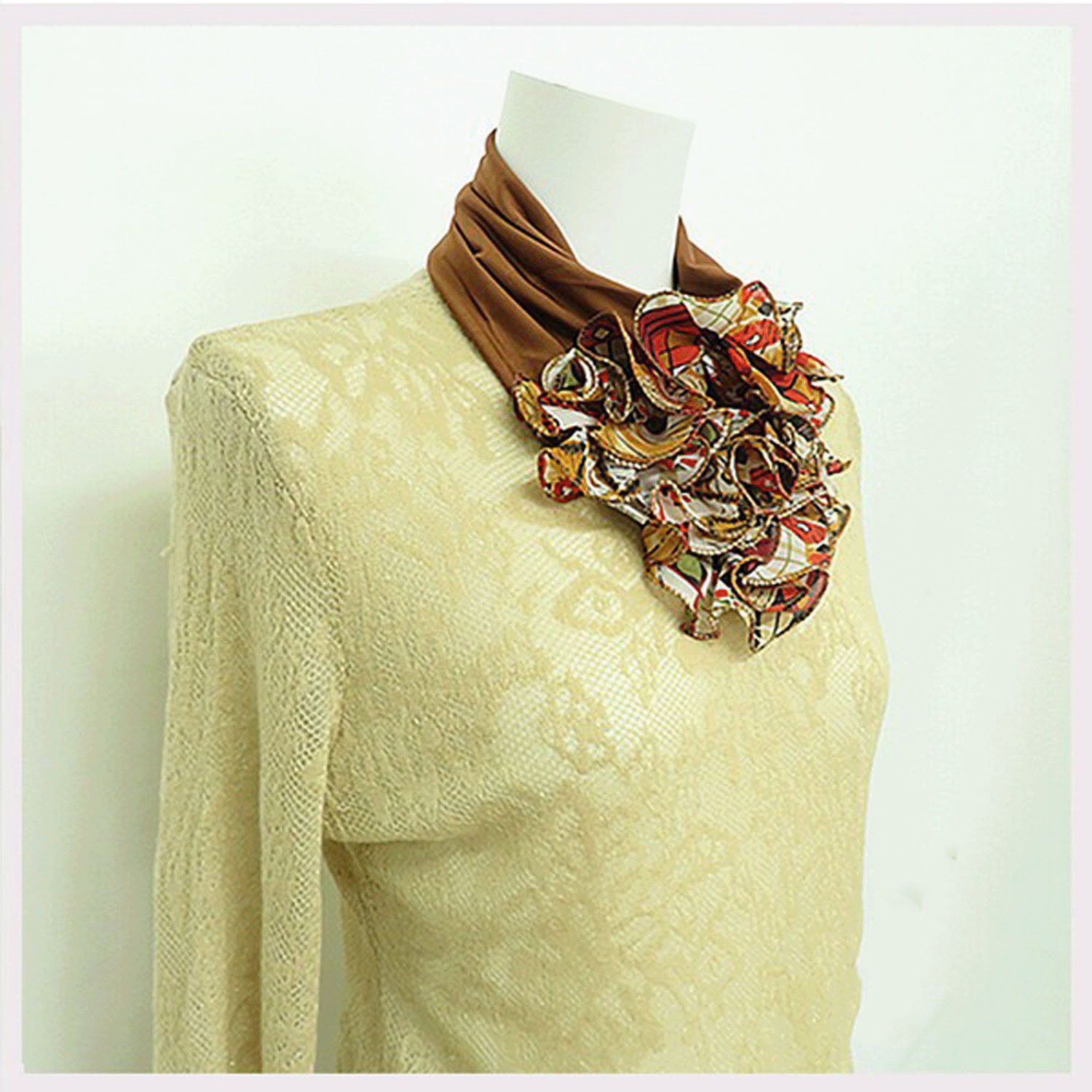 フリルネックカバー プリント - 画像1