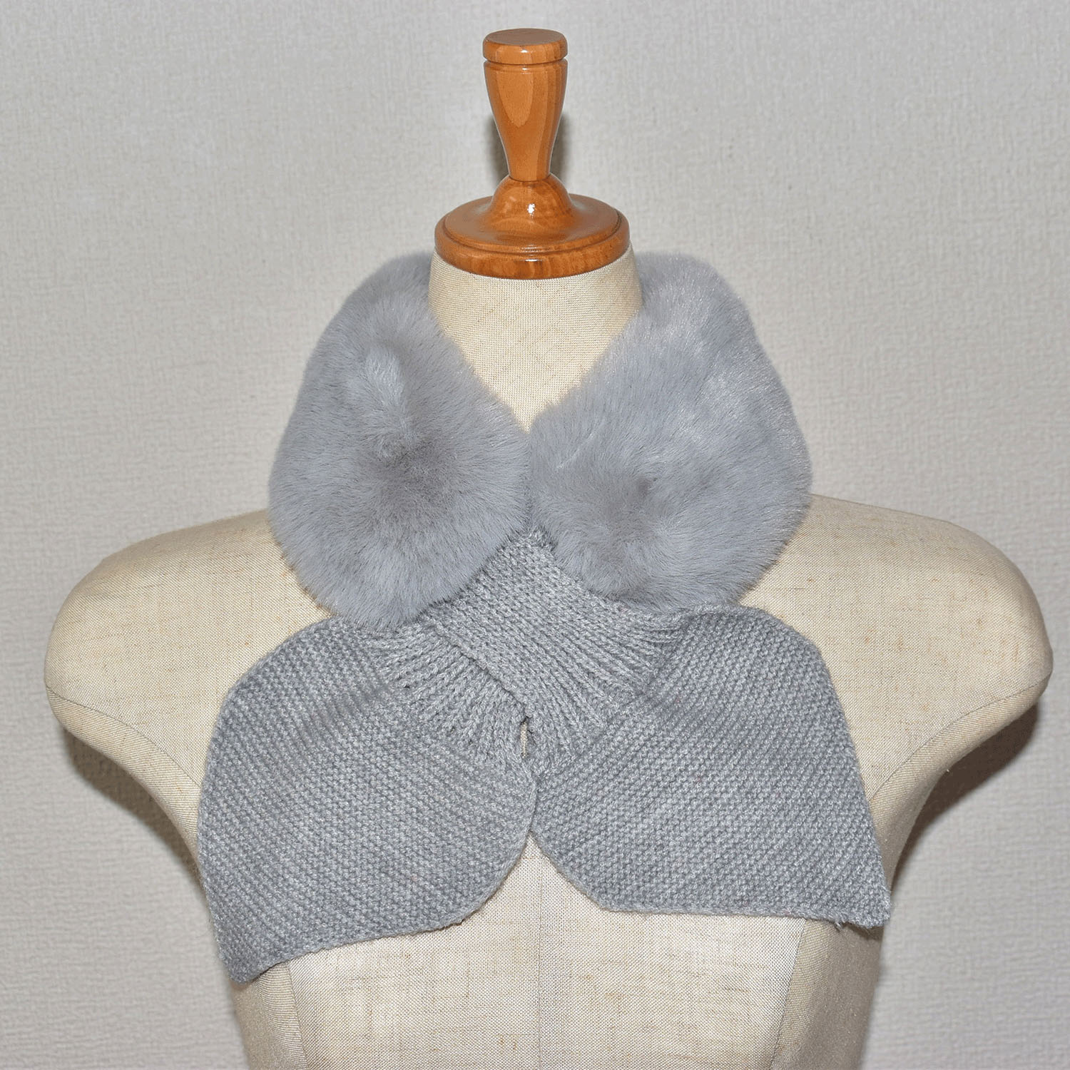 【ベージュ終了】ニット＆ファーティペット - 画像4