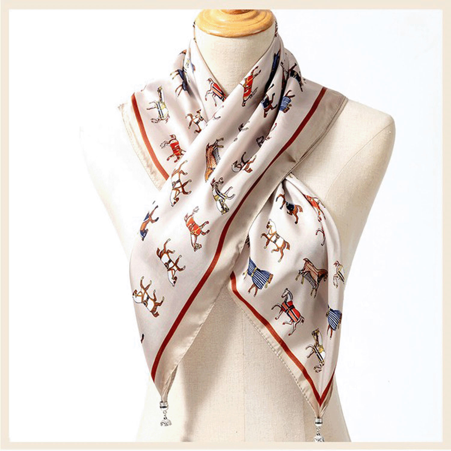 【12，15，43，60終了】マグネット付きスカーフ マルチプリント シルバー金具 - 画像2