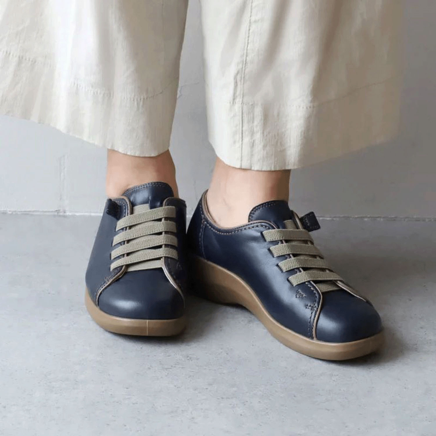 【人気撥水シューズ】 アキレス・ソルボ C 558ゴム紐シューズ - 画像2