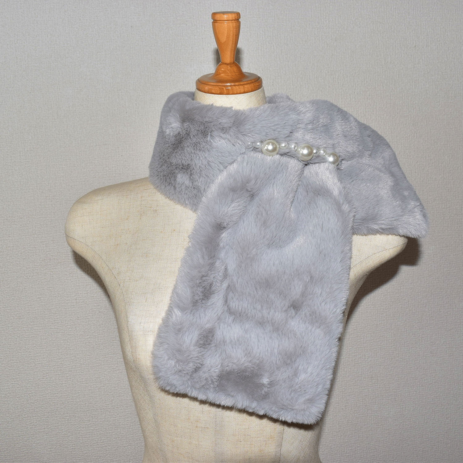 パールビジューファーティペット - 画像4