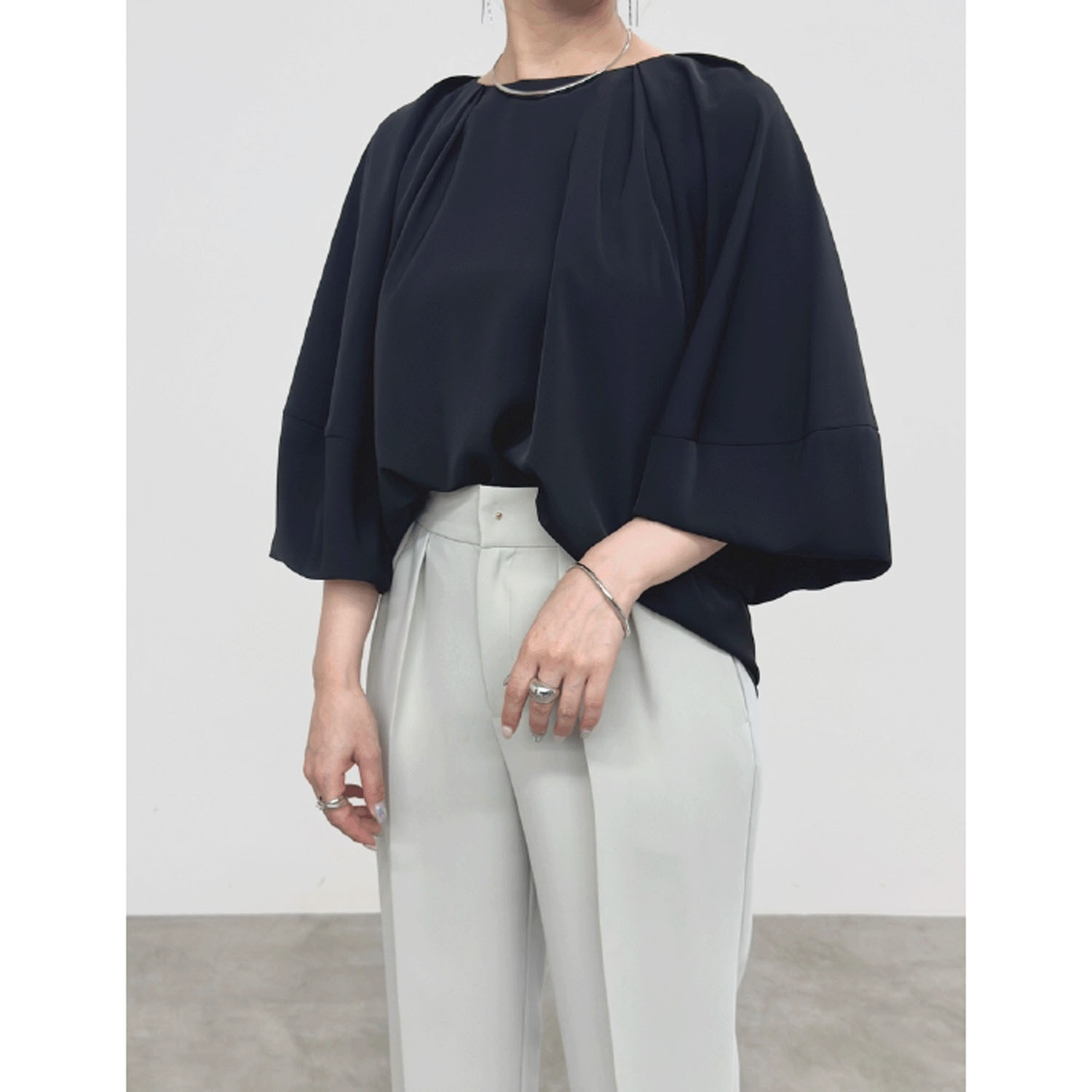 【Insta Live】NUS タックデザインボリュームブラウス - 画像2