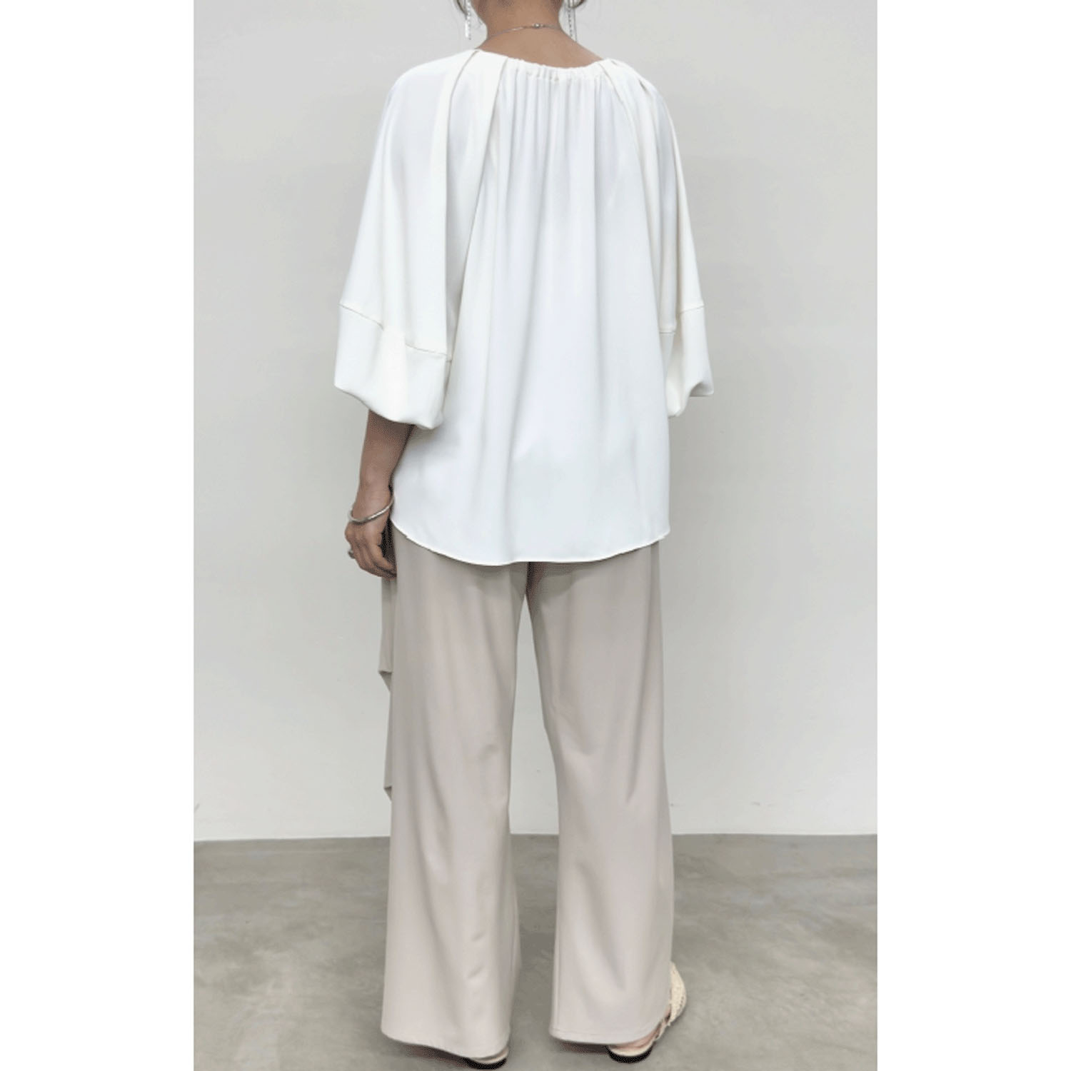 【Insta Live】NUS タックデザインボリュームブラウス - 画像8