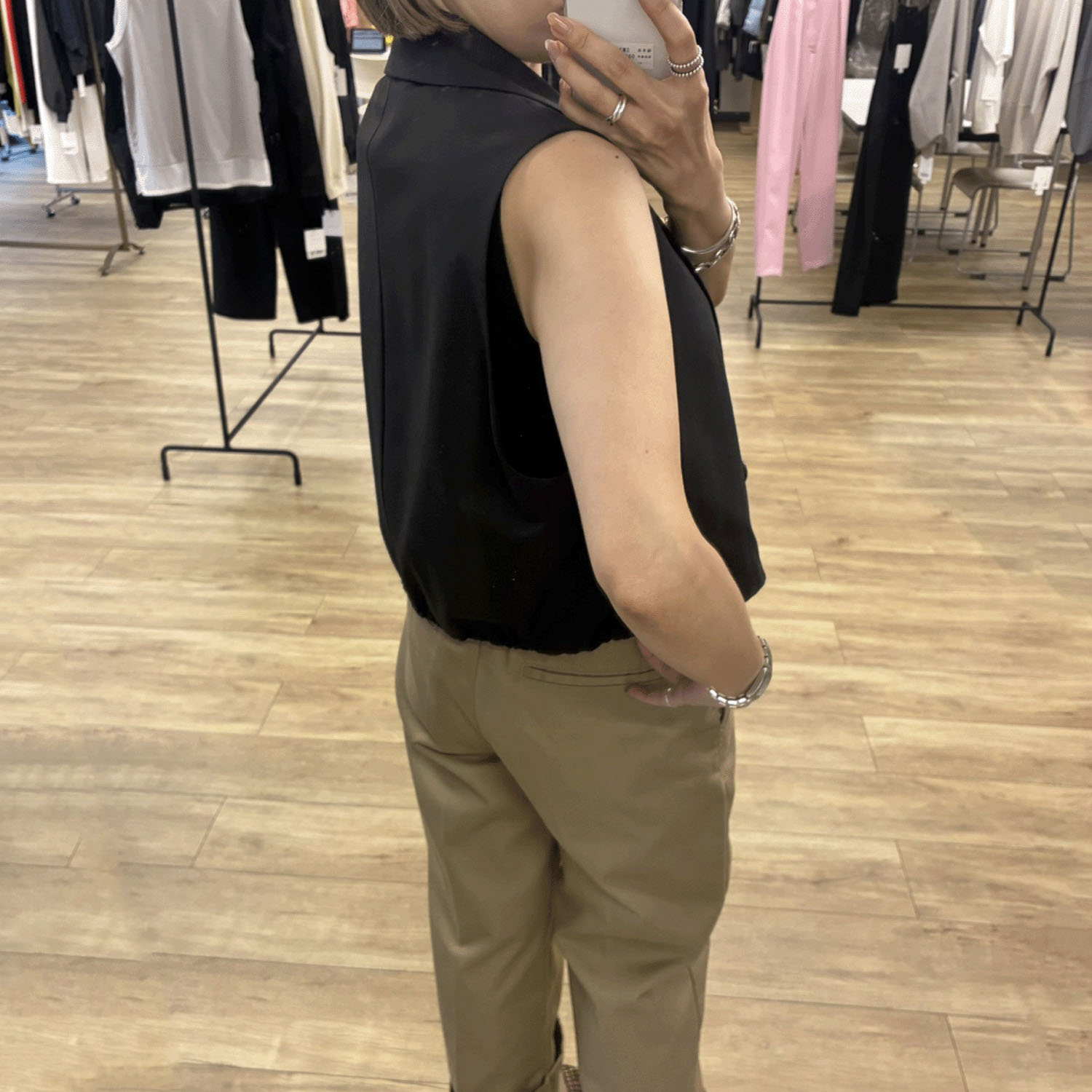 QTUME クロップドスリーブレスジャケット - 画像16