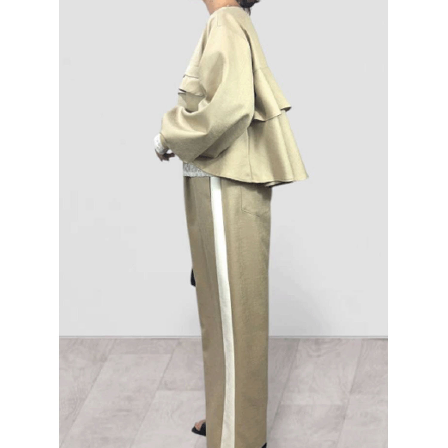 QTUME サイドラインタックパンツ - 画像10