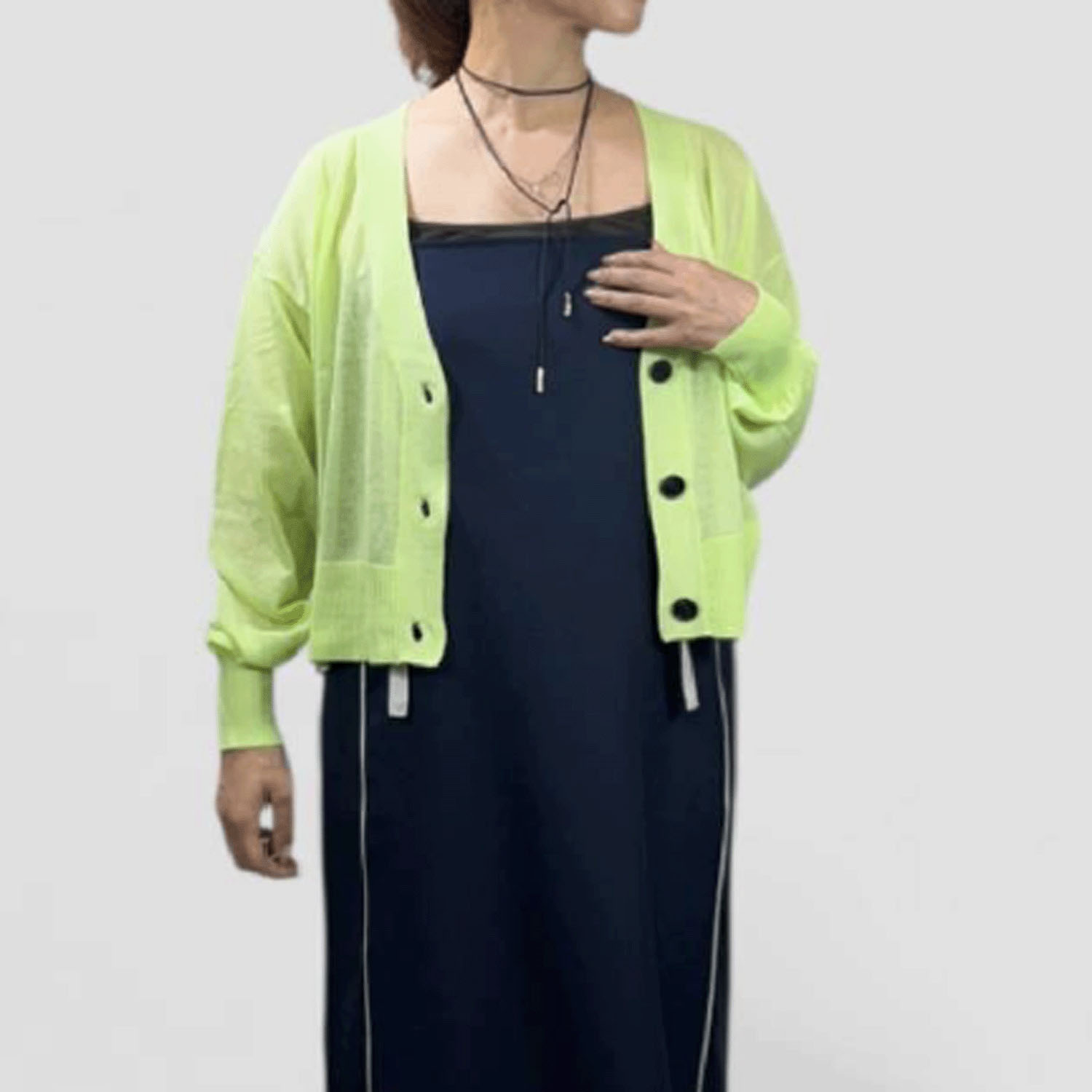 QTUME シアーニットクロップドカーデ - 画像8