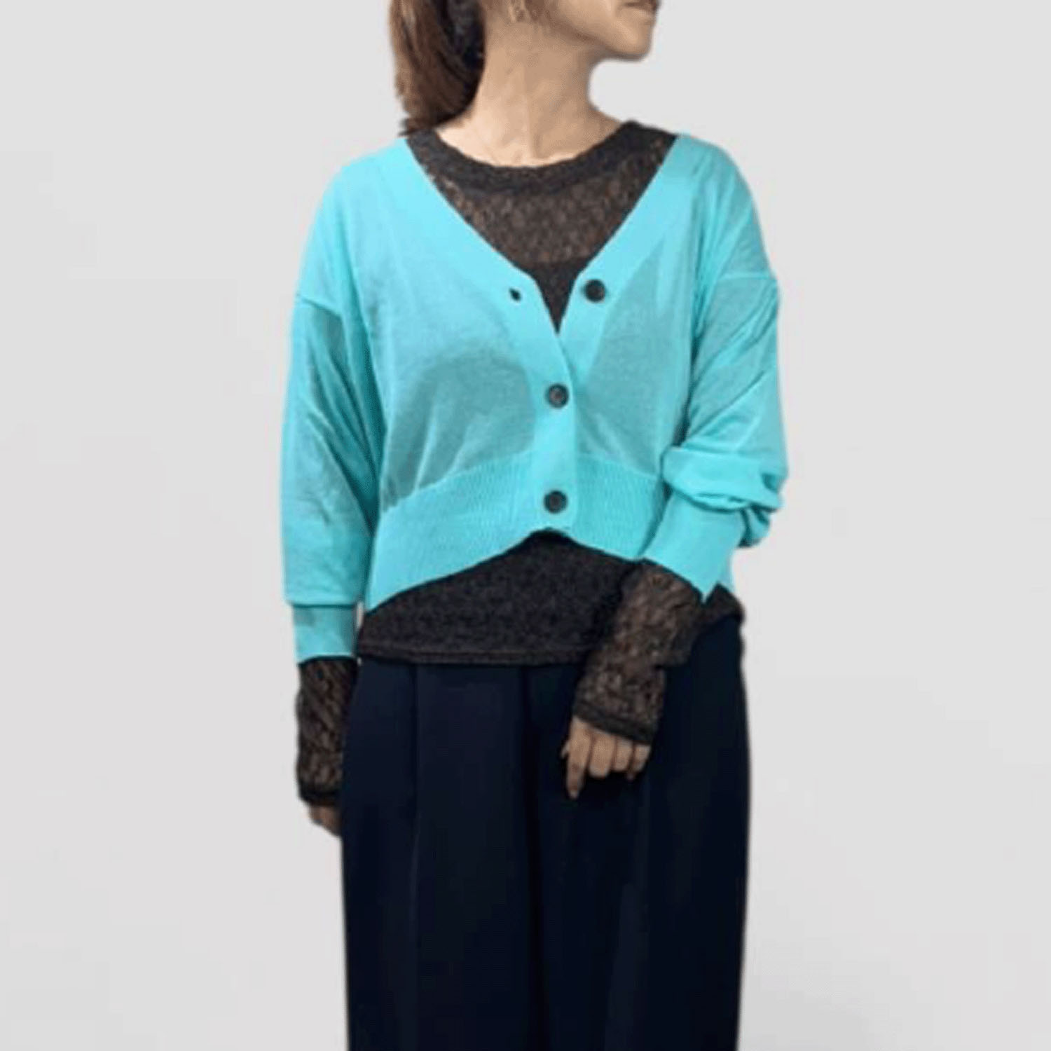 QTUME シアーニットクロップドカーデ - 画像10