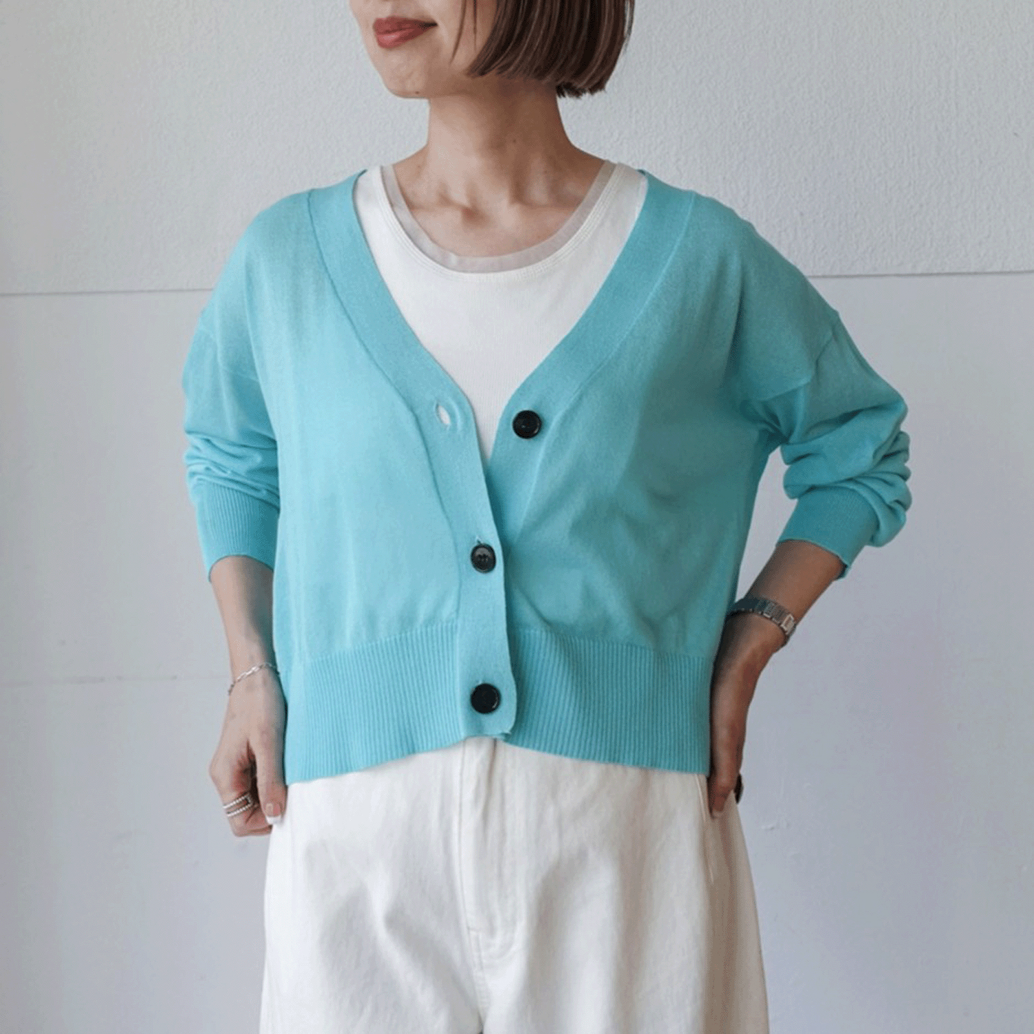 QTUME シアーニットクロップドカーデ - 画像1