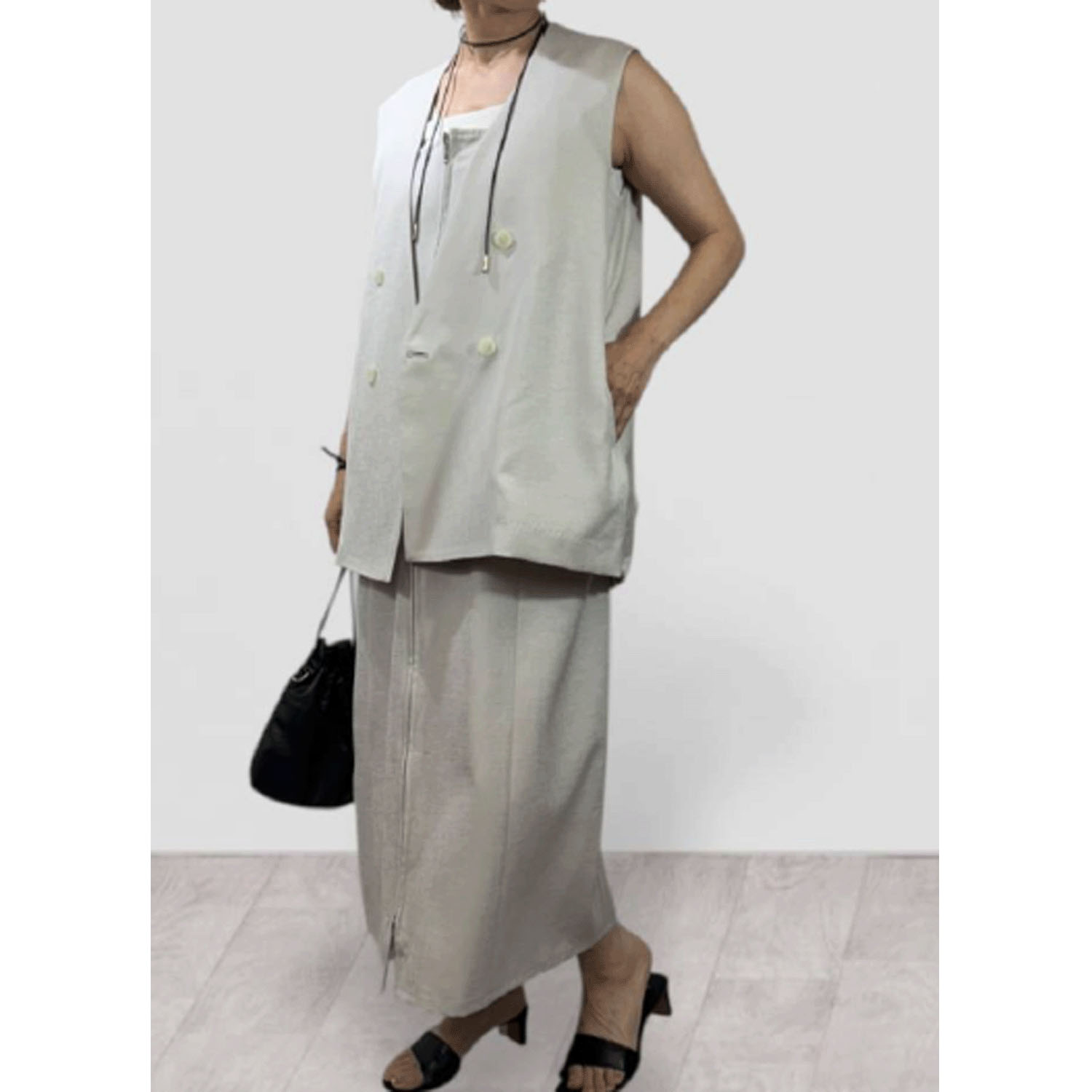 QTUME ダブルスリーブレスジャケット - 画像4