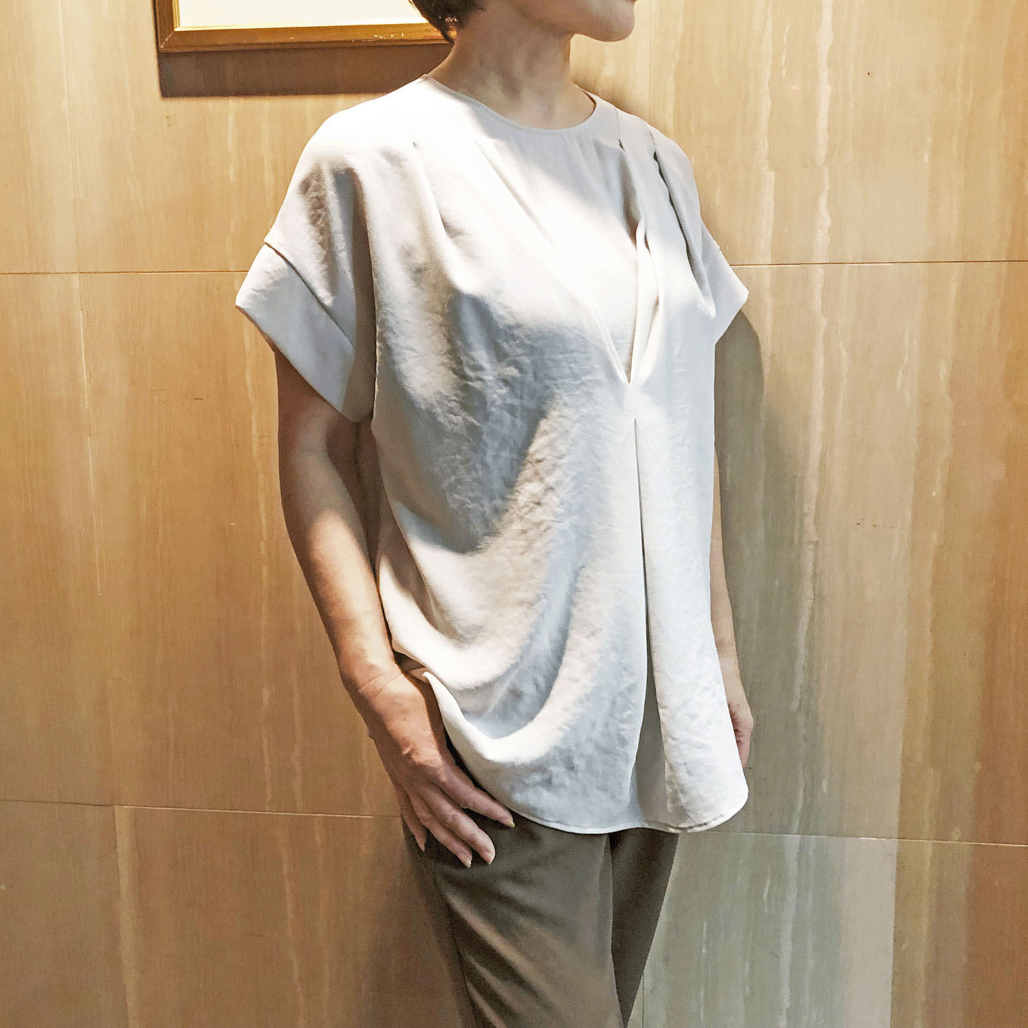 一珠 KOKIA ジョーゼットタックプルオーバー - 画像4