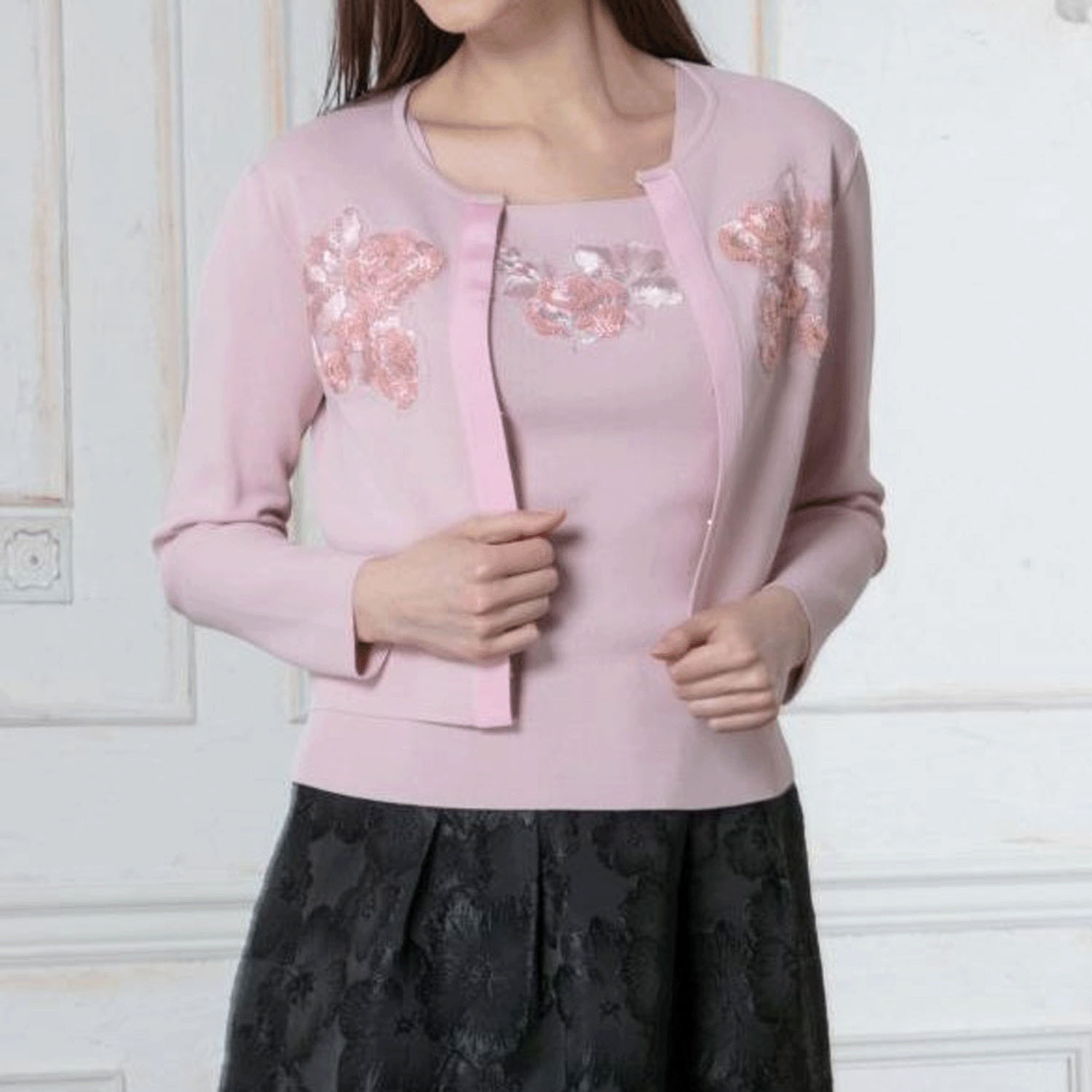 【InstaLive】Super Beauty 胸元ビジュー＆スパンコール使いニットボレロ - 画像11