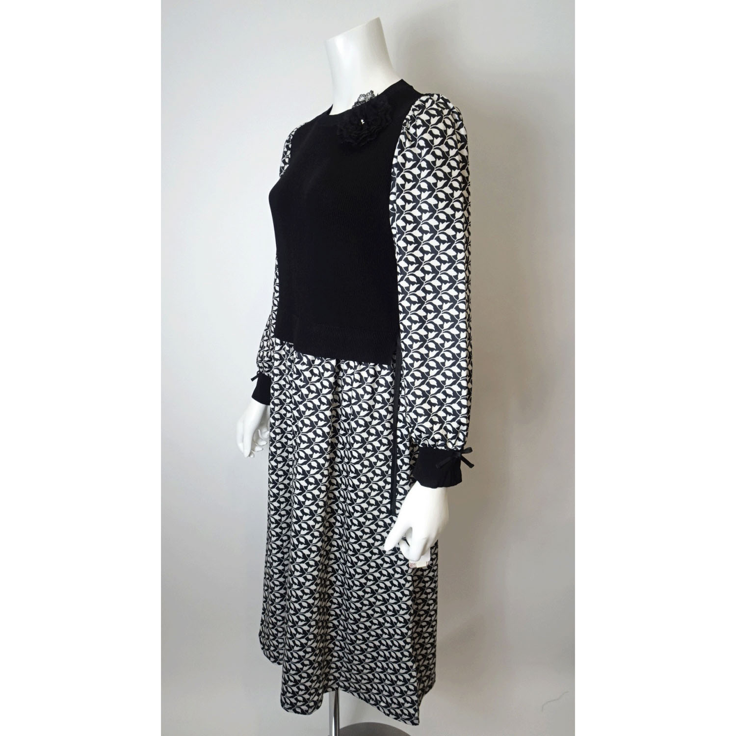 Super Beauty ニットベスト×レイヤード風プリントワンピース - 画像16