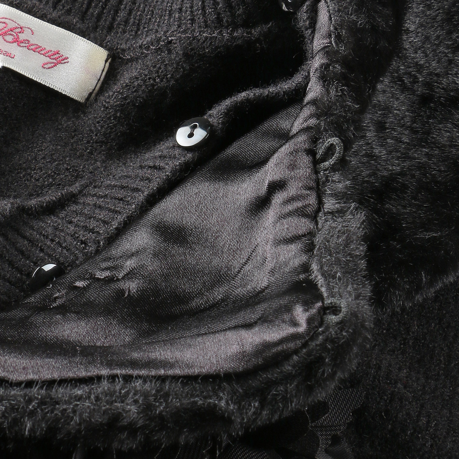 Super Beauty 胸元刺しゅう入りアニマルファー襟ニットカーディガン - 画像5