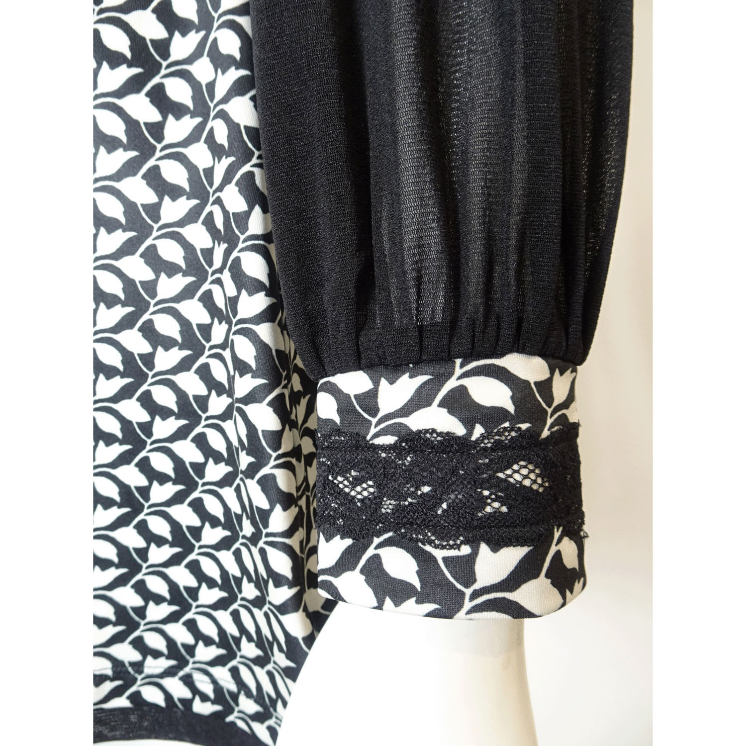 Super Beauty 袖パワーネット素材モノトーン柄チュニックカットソー - 画像10