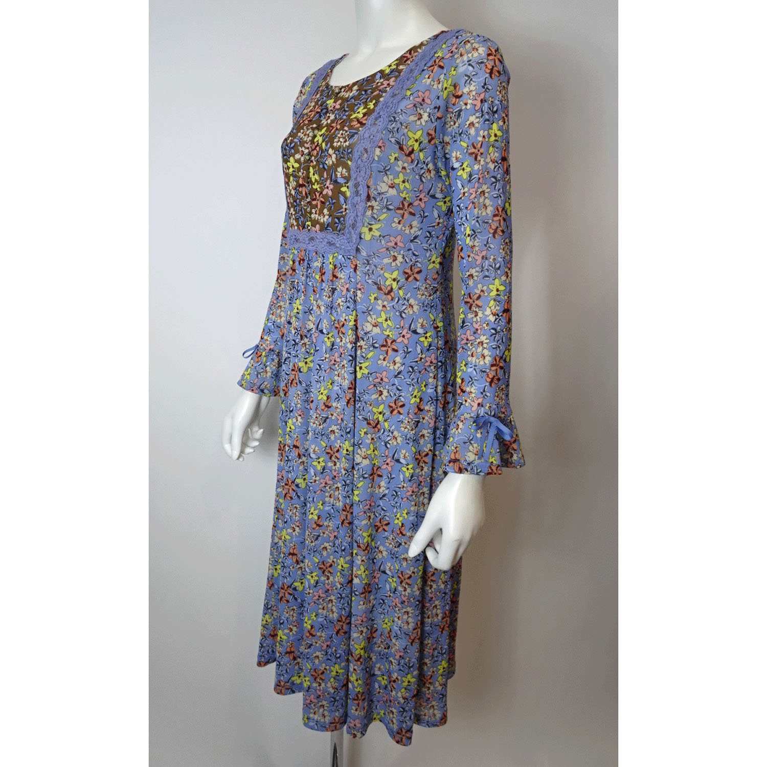 Super Beauty 小花プリントパワーネット素材ワンピース - 画像6