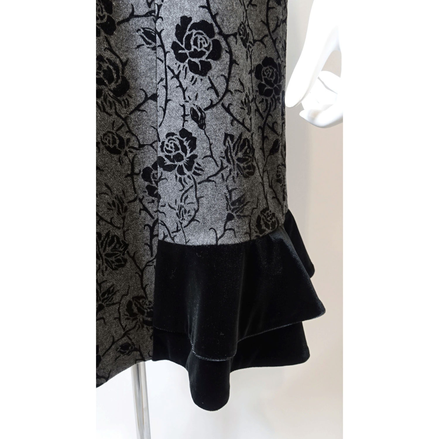 Super Beauty 裾フリルフロッキプリント前あきワンピース - 画像10