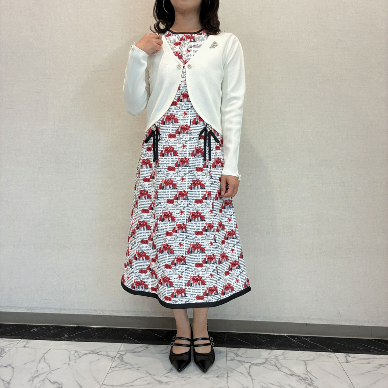 【Insta Live】Super Beauty ジュエルボタン付きクロップドカーディガン - 画像5