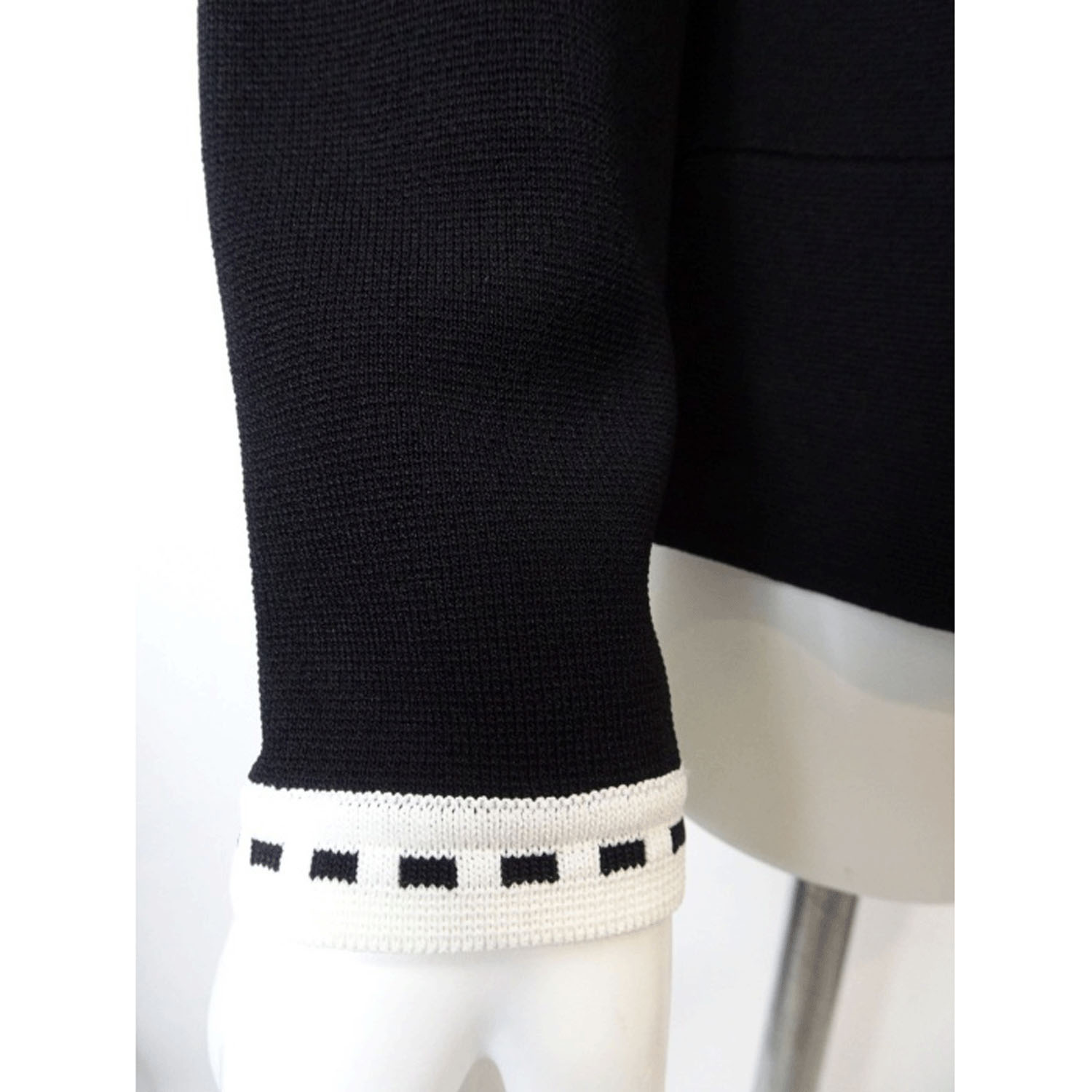 【Insta Live】Super Beauty ステッチ風トリムVネックカーディガン - 画像10