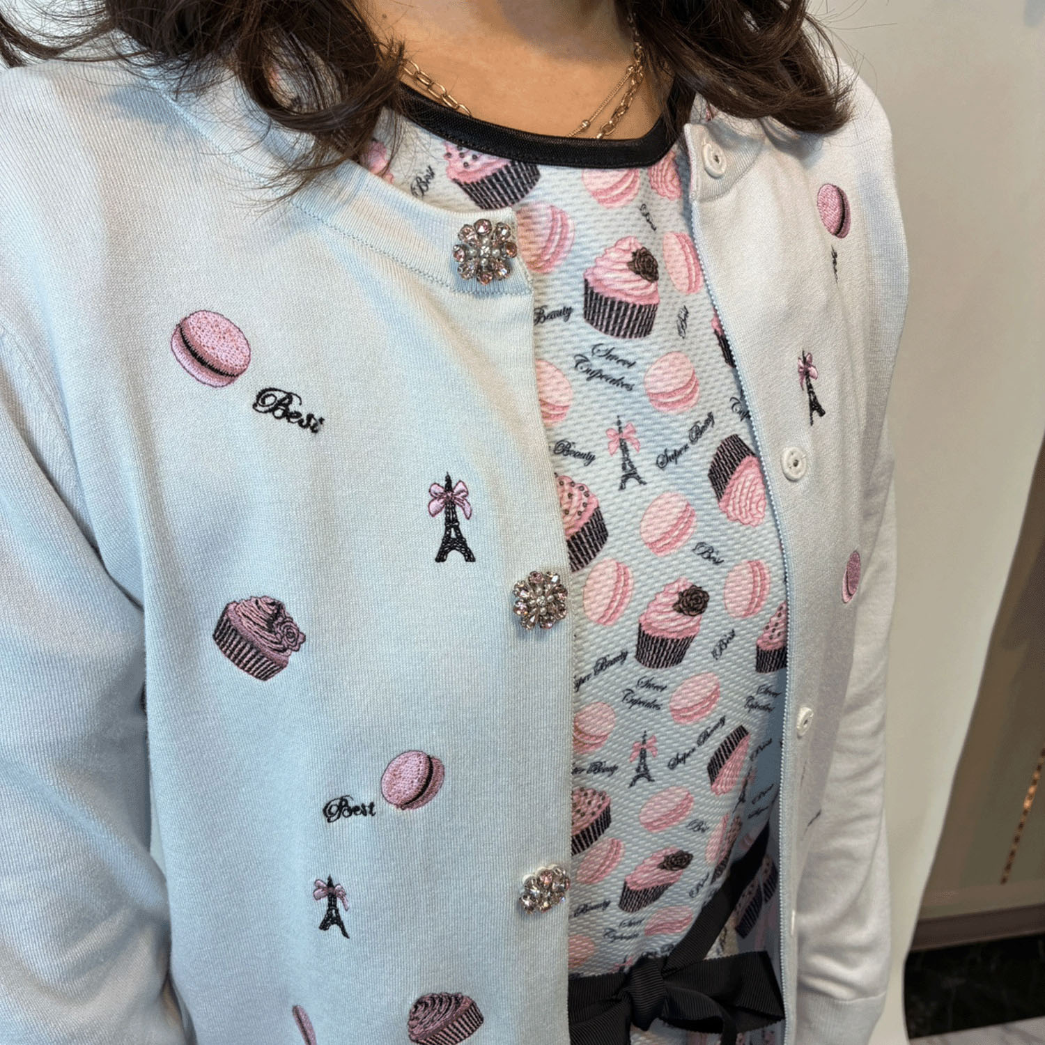 【Insta Live】Super Beauty スイーツ刺しゅうニットカーディガン - 画像7