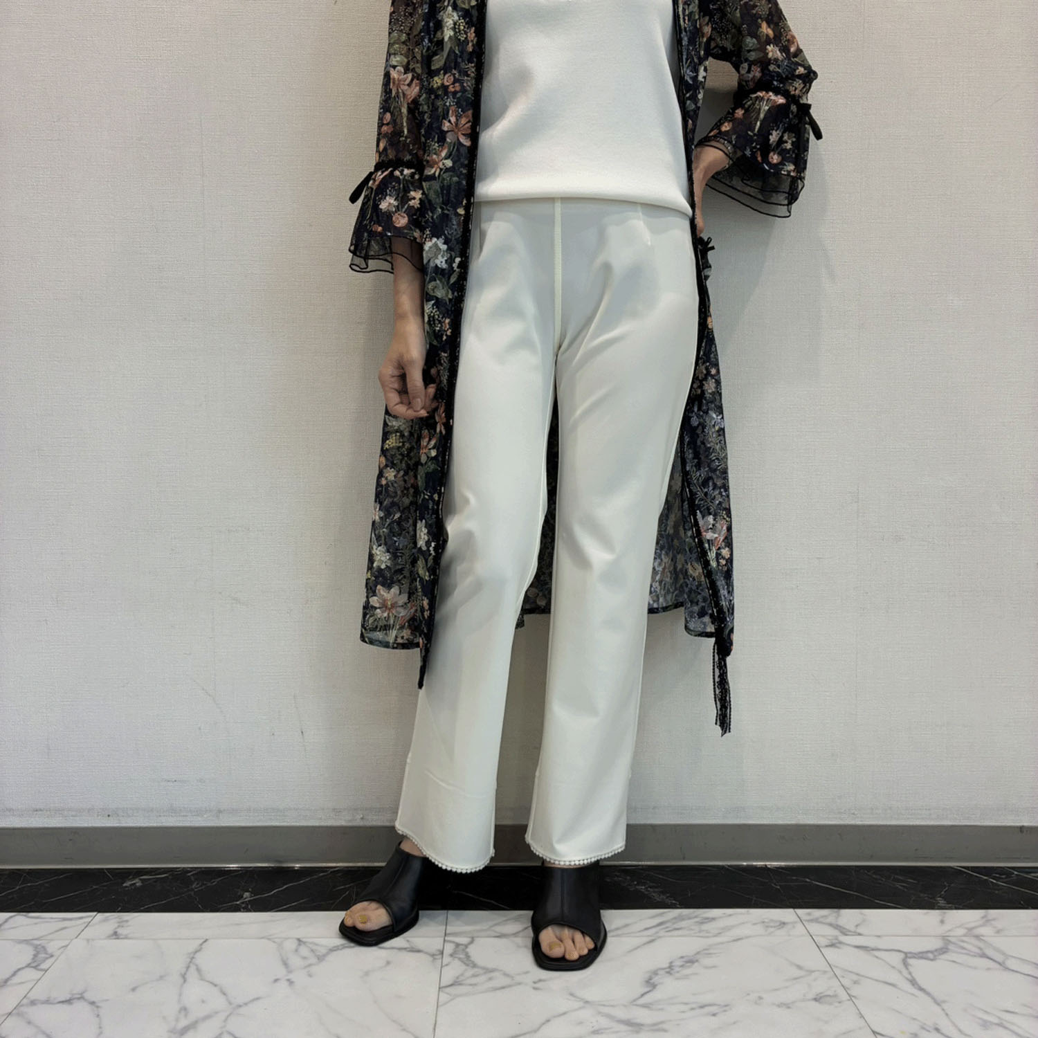 【Insta Live】Super Beauty 後ろリボンデザインパンツ - 画像3