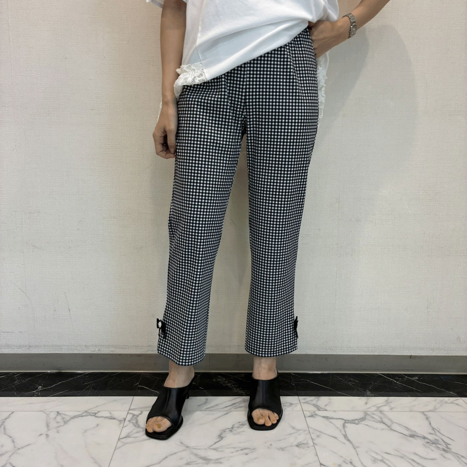 【4月中旬入荷予定】Super Beauty リボン×花モチーフ付サイドスリットギンガムチェック素材パンツ - 画像4