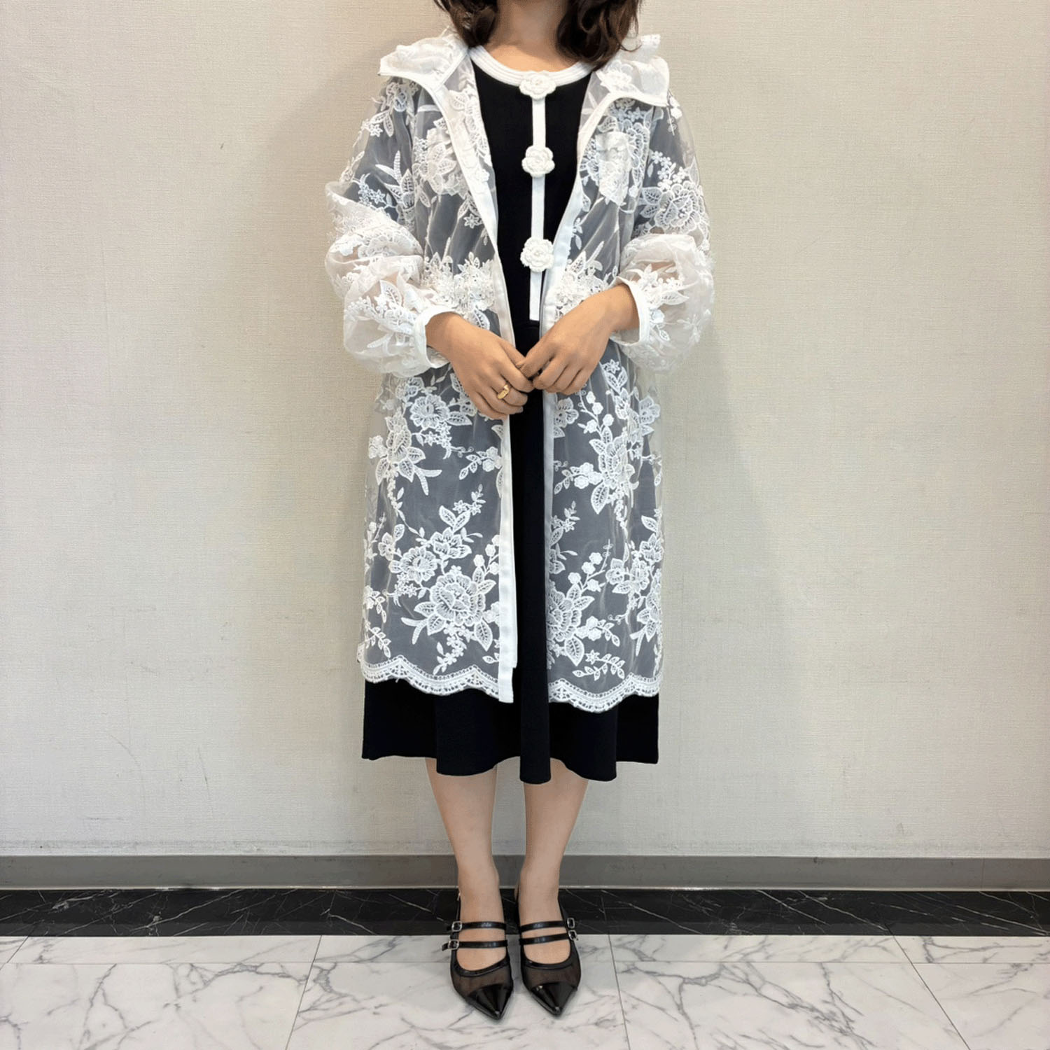 Super Beauty 花レース×刺しゅう透かし素材コート - 画像4
