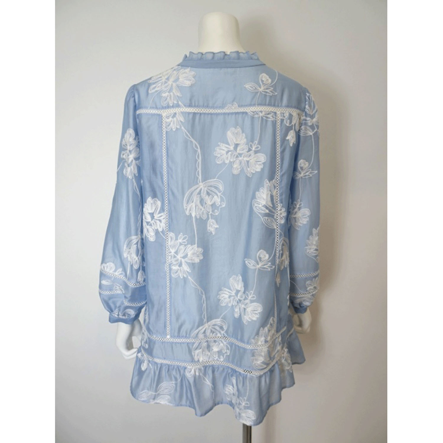 Super Beauty 花刺しゅう入り パフ袖ブラウス - 画像8