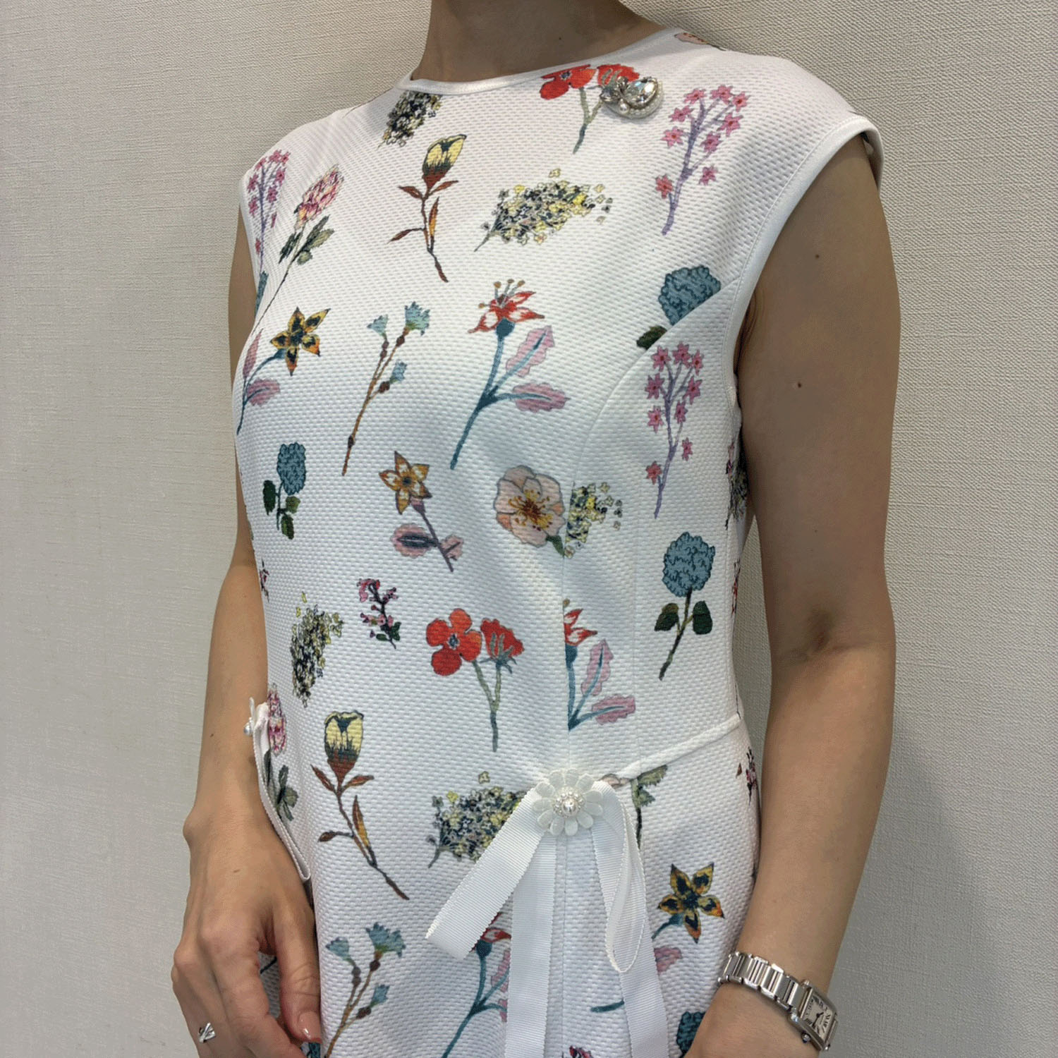 【Insta Live】Super Beauty マルチカラーフラワープリントフレンチスリーブワンピース - 画像5