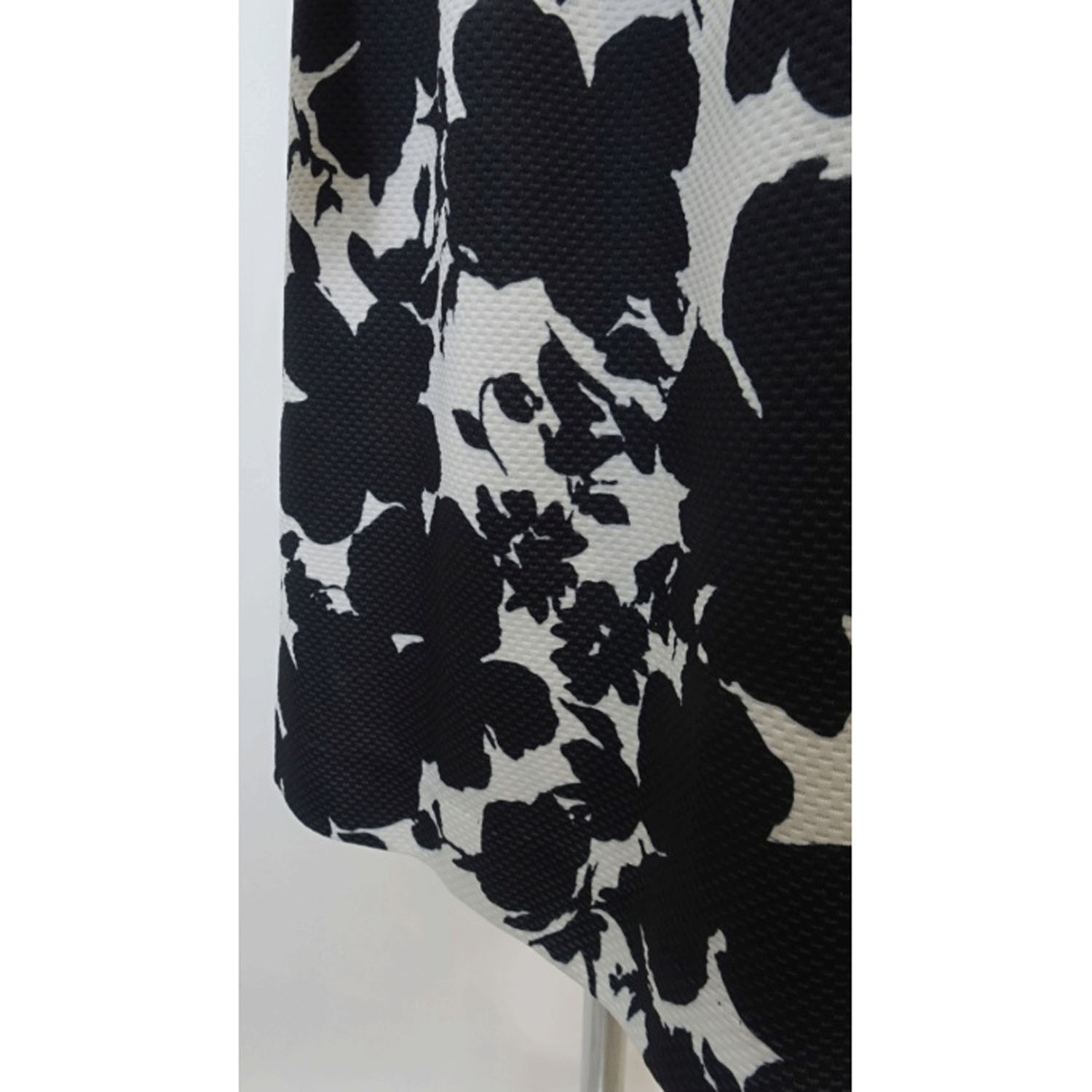 【Insta Live】Super Beauty モノトーン柄ウェスト切替ポンチ素材ワンピース - 画像15