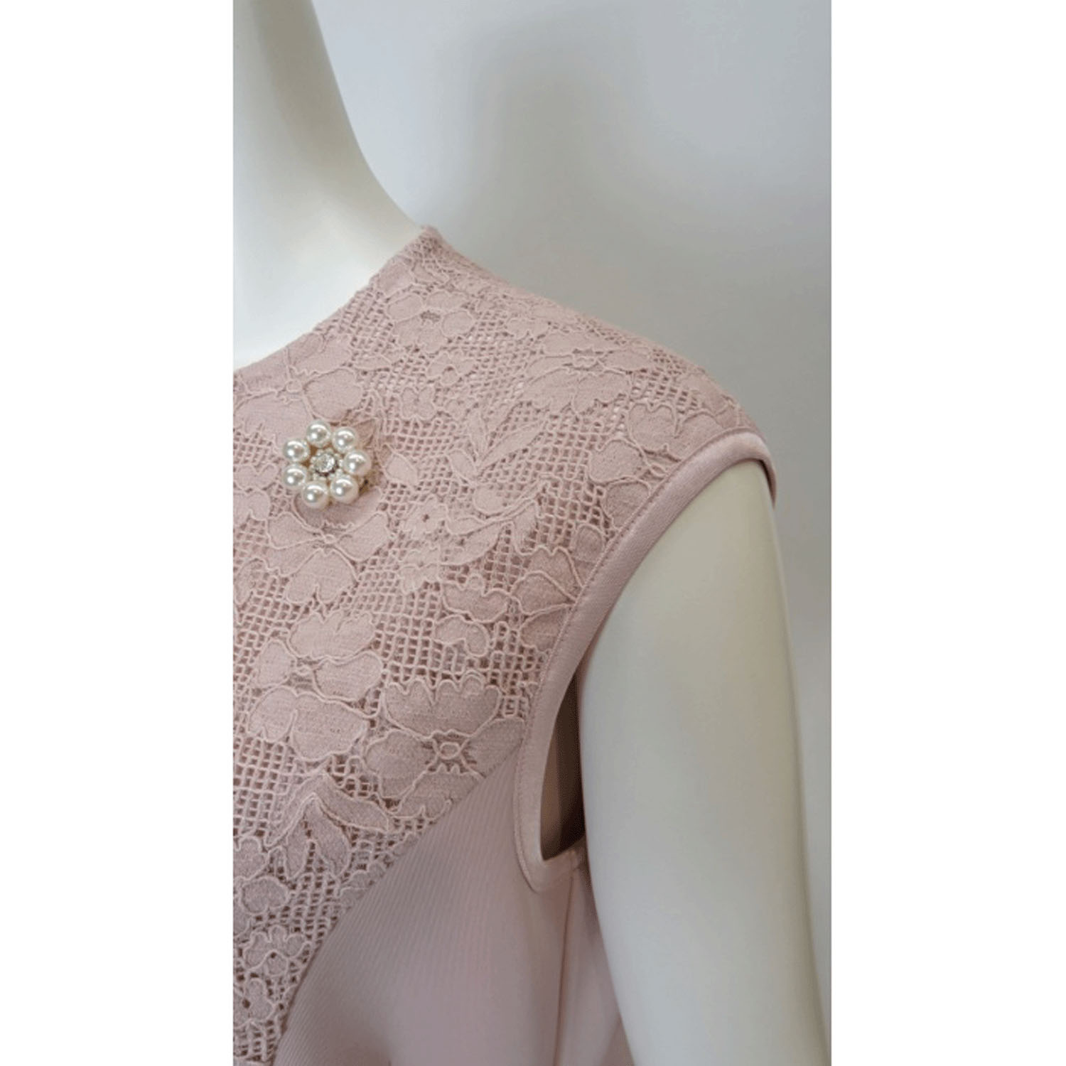 Super Beauty 前立て透かしレース切替ダンボールニット素材フレンチスリーブワンピース - 画像20