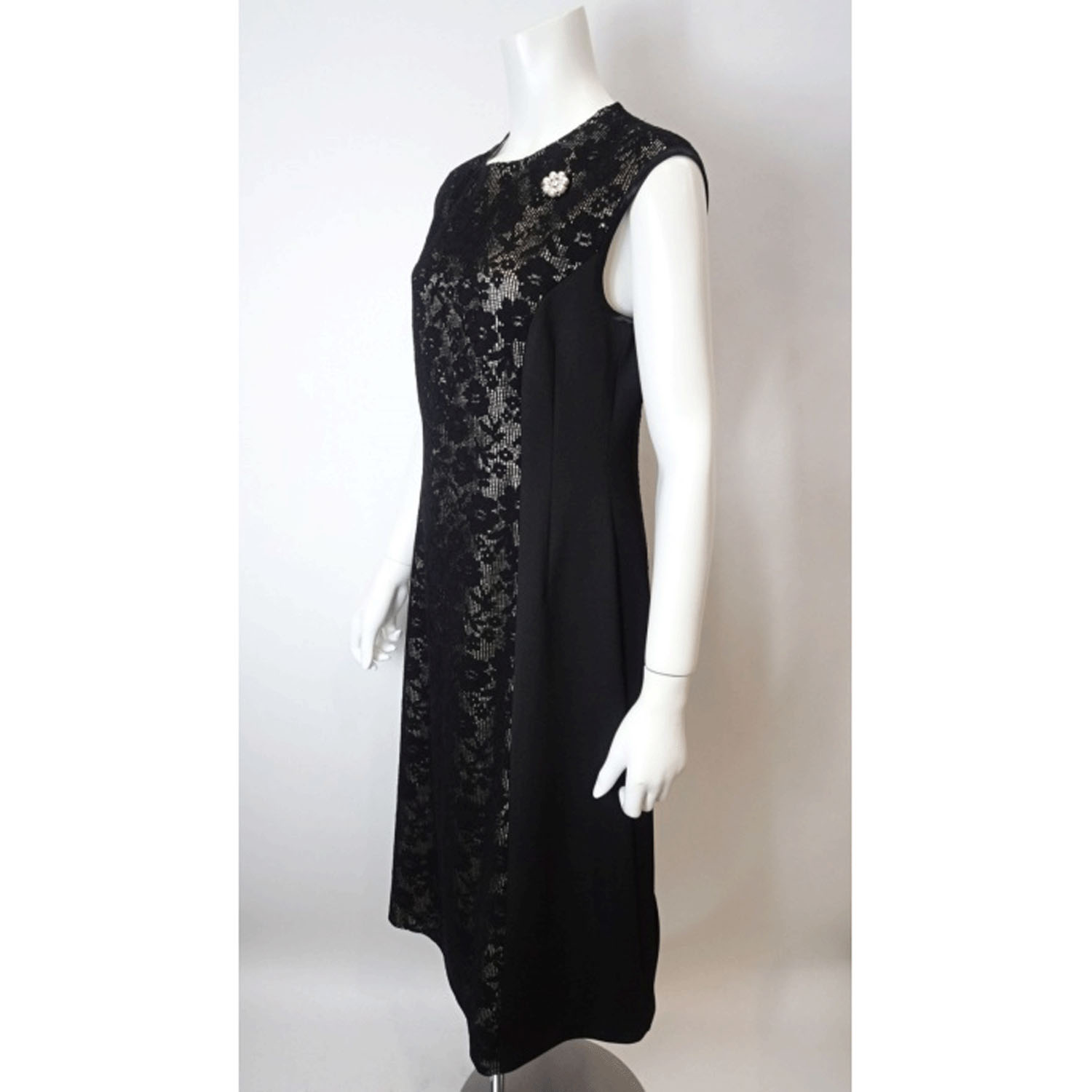 Super Beauty 前立て透かしレース切替ダンボールニット素材フレンチスリーブワンピース - 画像3