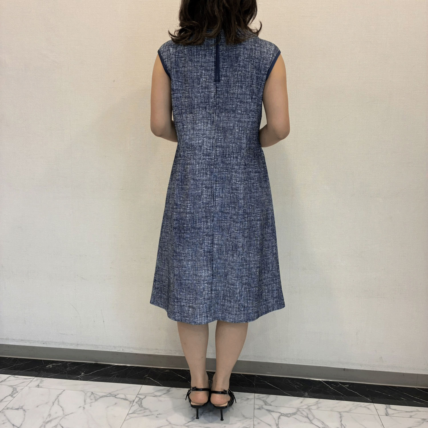 Super Beauty 転写プリント格子チェック柄スクエアネックフレンチスリーブワンピース - 画像5