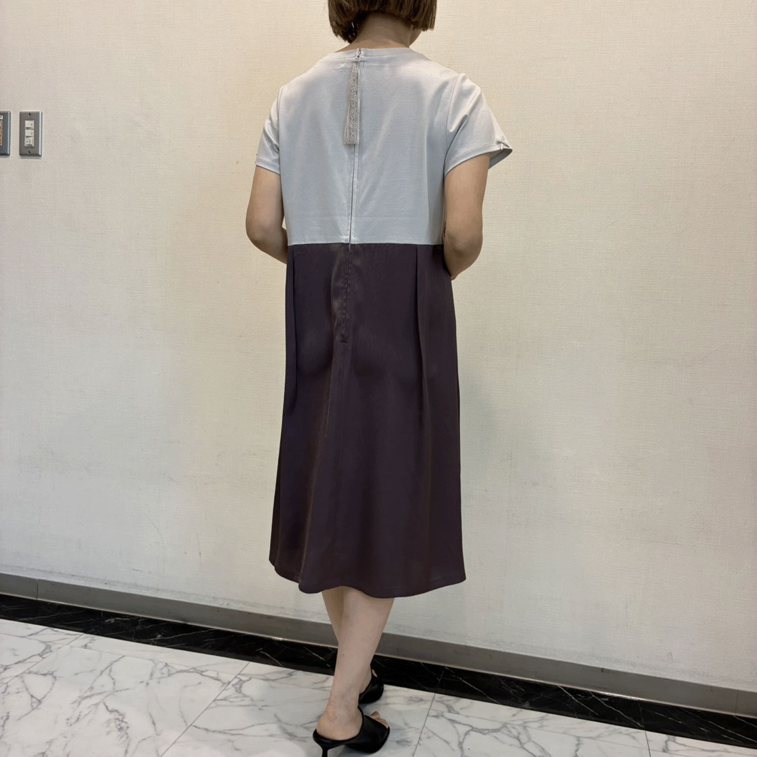 Super Beauty 異素材配色アシンメトリー切替ワンピース - 画像11