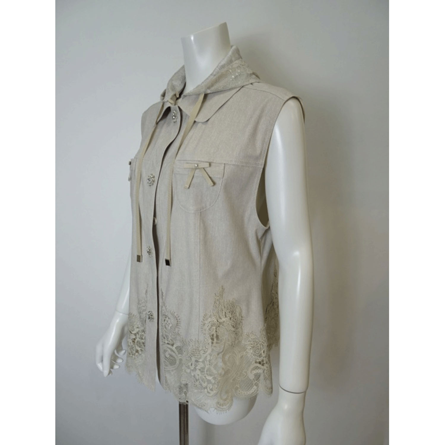 【2月下旬入荷予定】Super Beauty 裾レース切替転写素材フード着脱式ベスト - 画像11