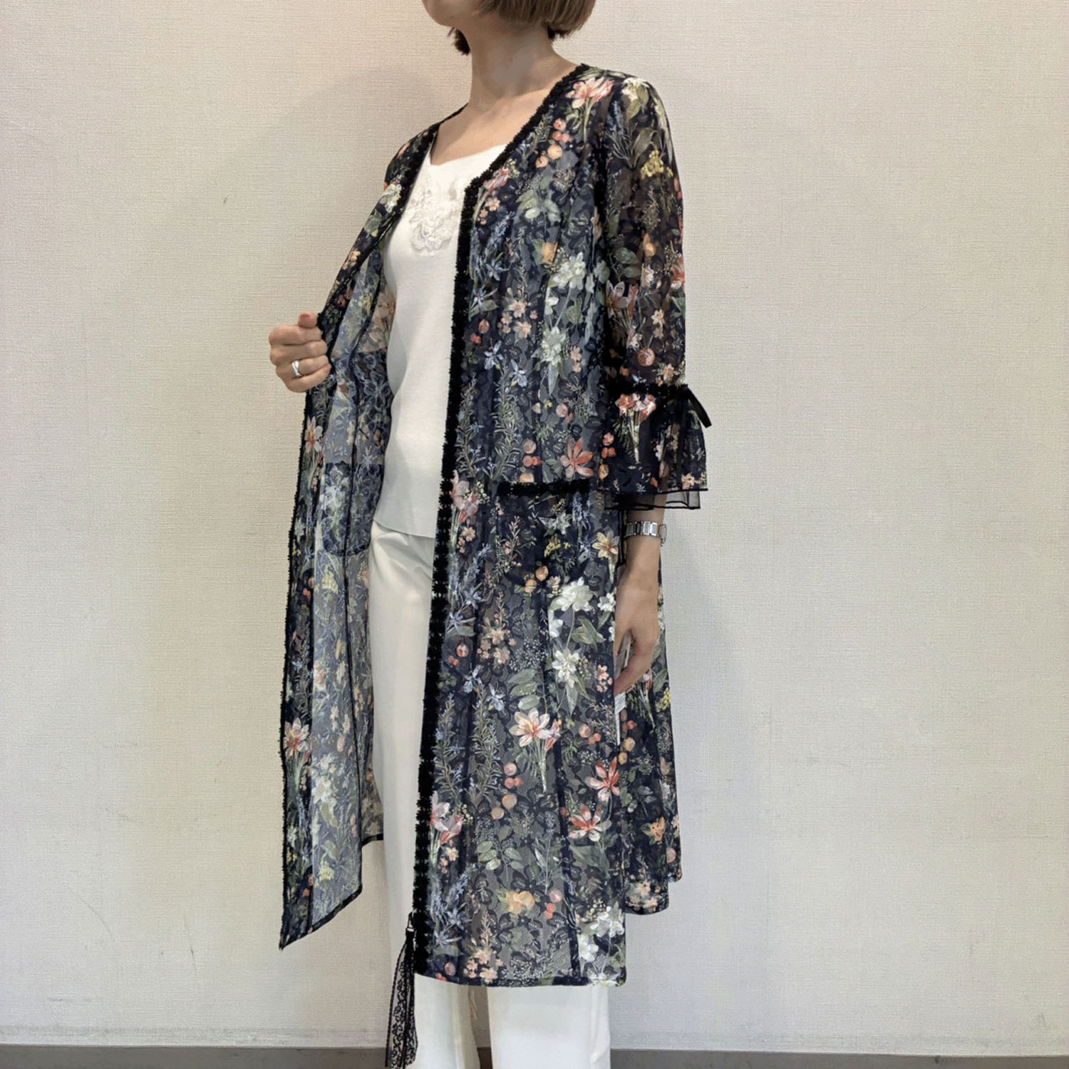 Super Beauty レース素材フラワープリントV開きジャケット - 画像3