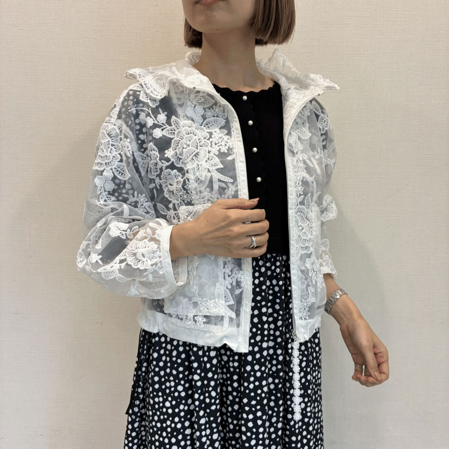 Super Beauty レース花モチーフ×刺しゅう入りジップアップジャケット - 画像3