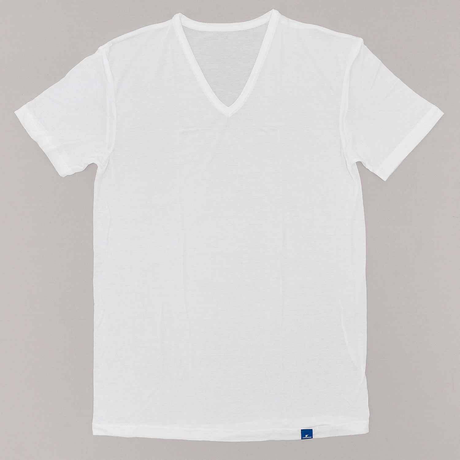 GUNZE COOLMAGIC  Vネック Tシャツ  圧巻の通気性 - 画像1