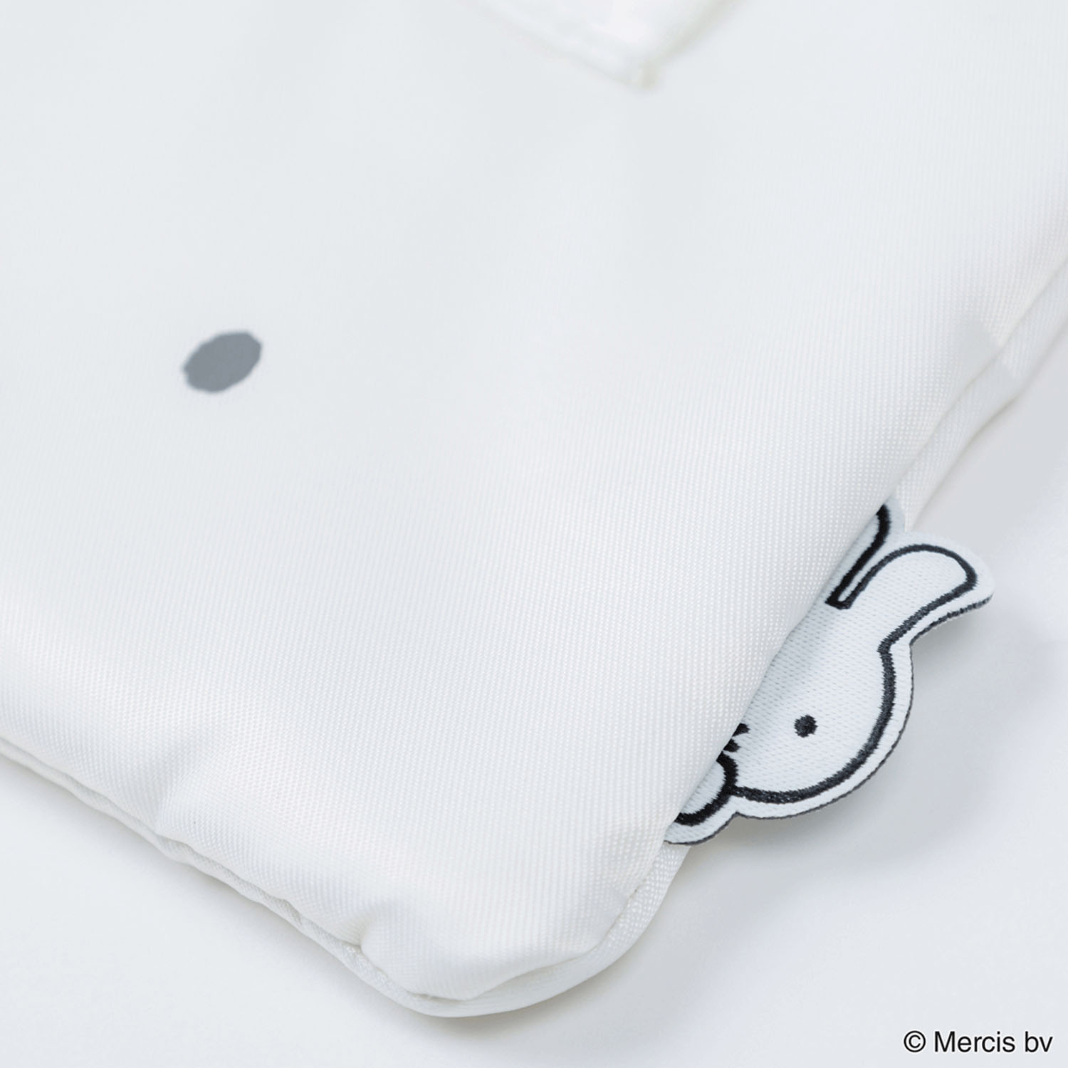 ミッフィー BASIC FACE ミニフラットポーチ アイボリー - 画像4